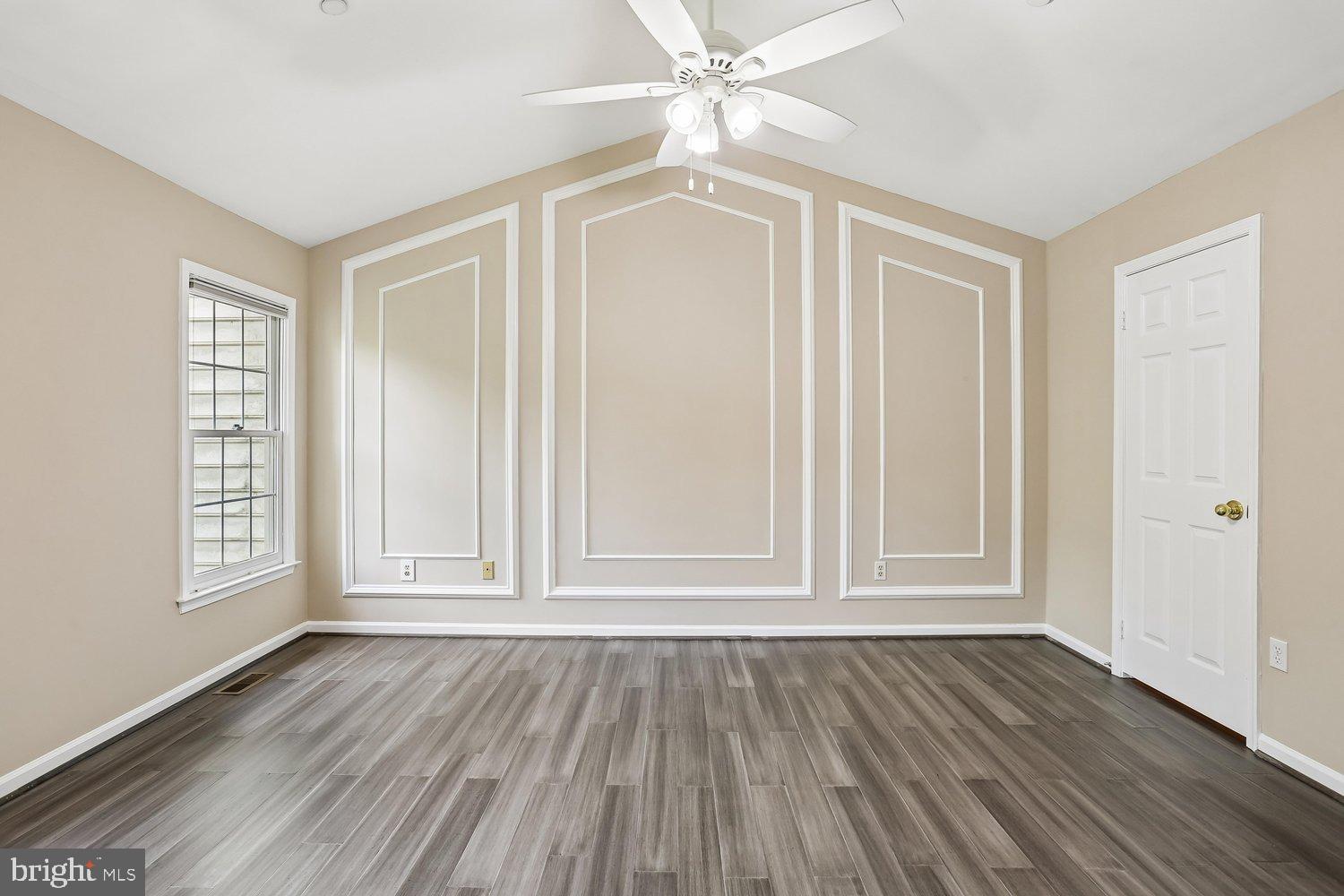 WHITLEY PARK CONDOMINIUM - Residential