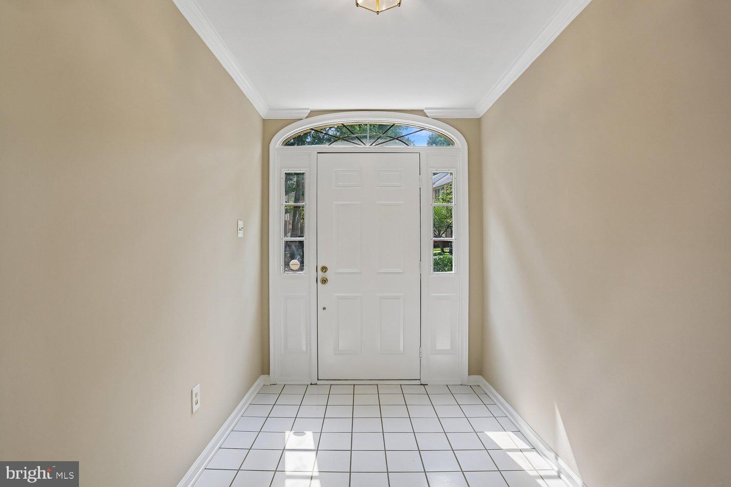 WHITLEY PARK CONDOMINIUM - Residential