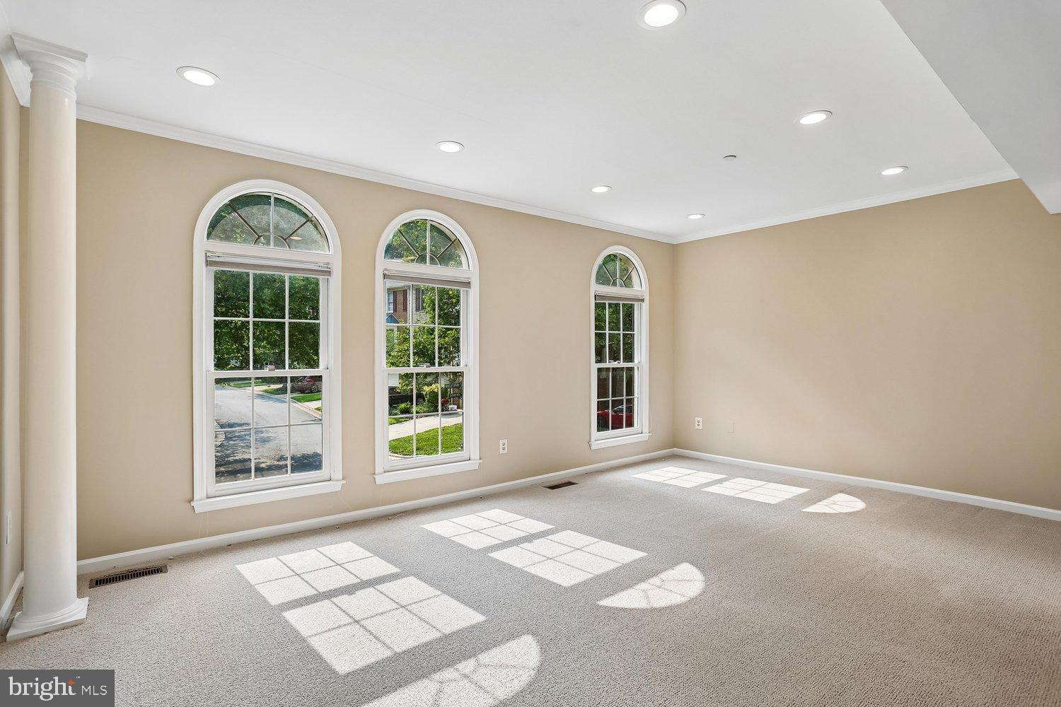 WHITLEY PARK CONDOMINIUM - Residential