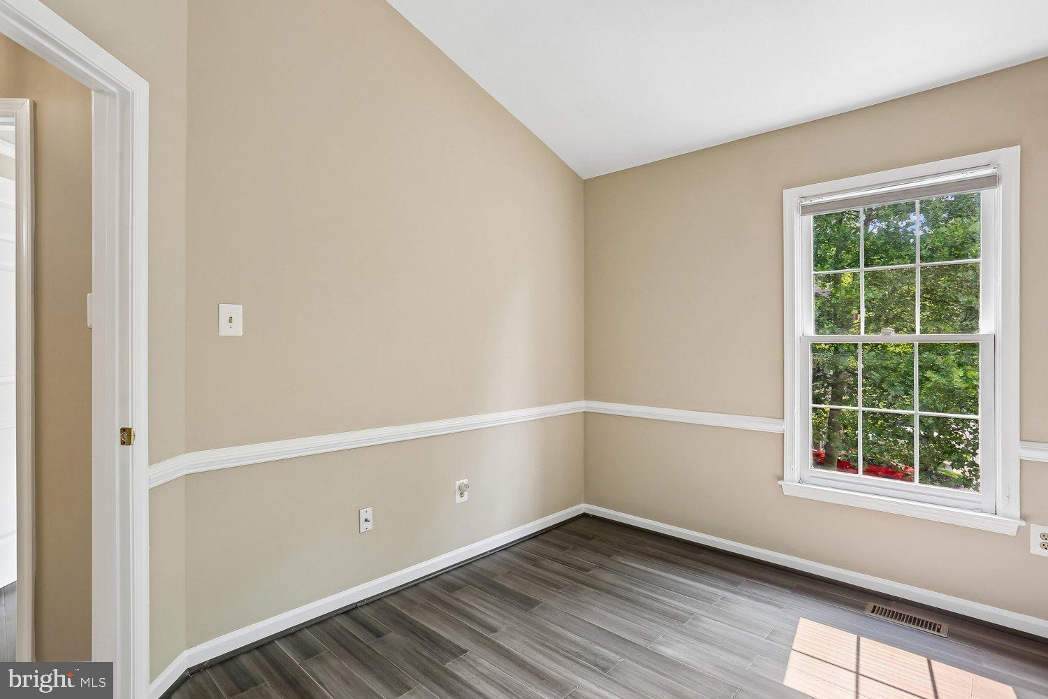 WHITLEY PARK CONDOMINIUM - Residential