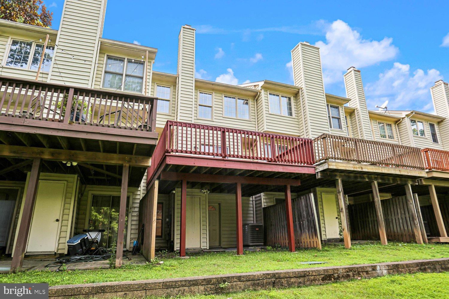 WHITLEY PARK CONDOMINIUM - Residential