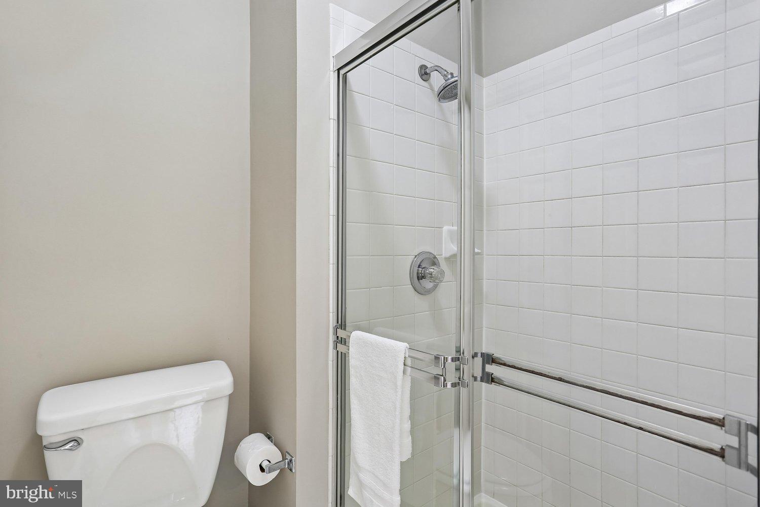 WHITLEY PARK CONDOMINIUM - Residential