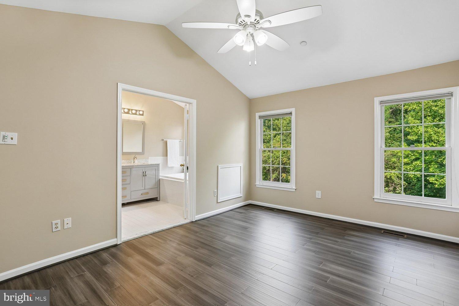 WHITLEY PARK CONDOMINIUM - Residential