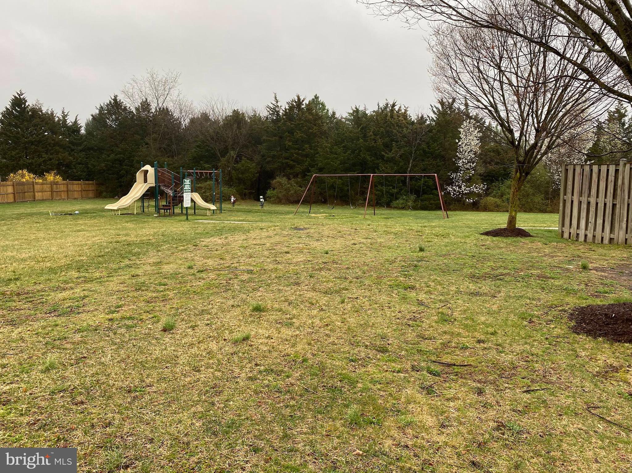 LEXINGTON COURT - Residential Lease
