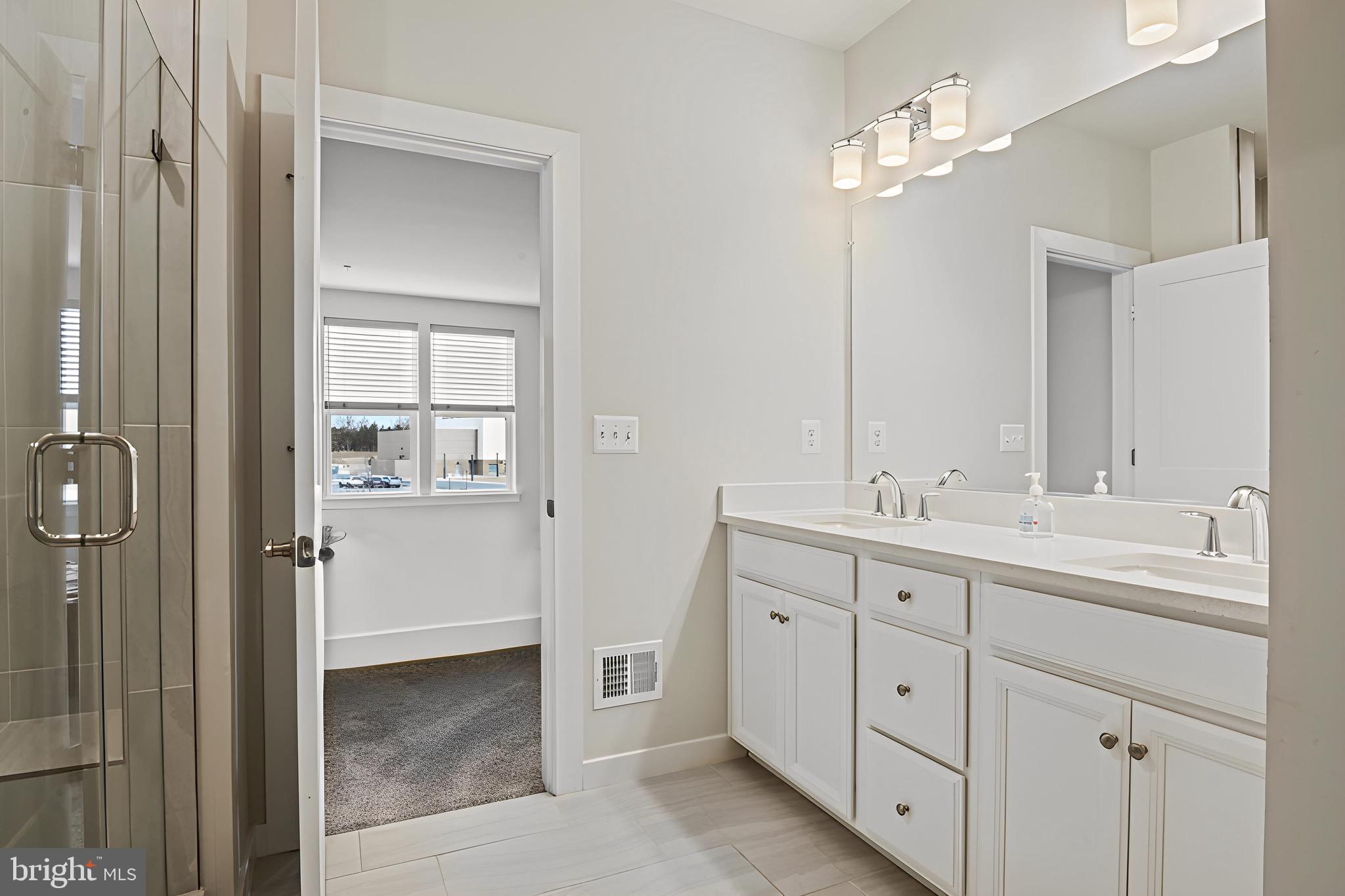 ASHBROOK - Residential Lease