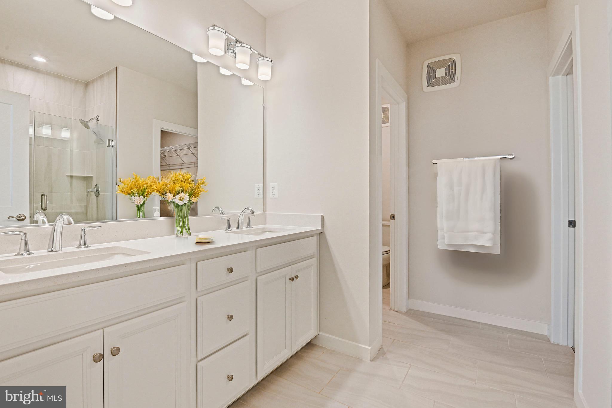 ASHBROOK - Residential Lease