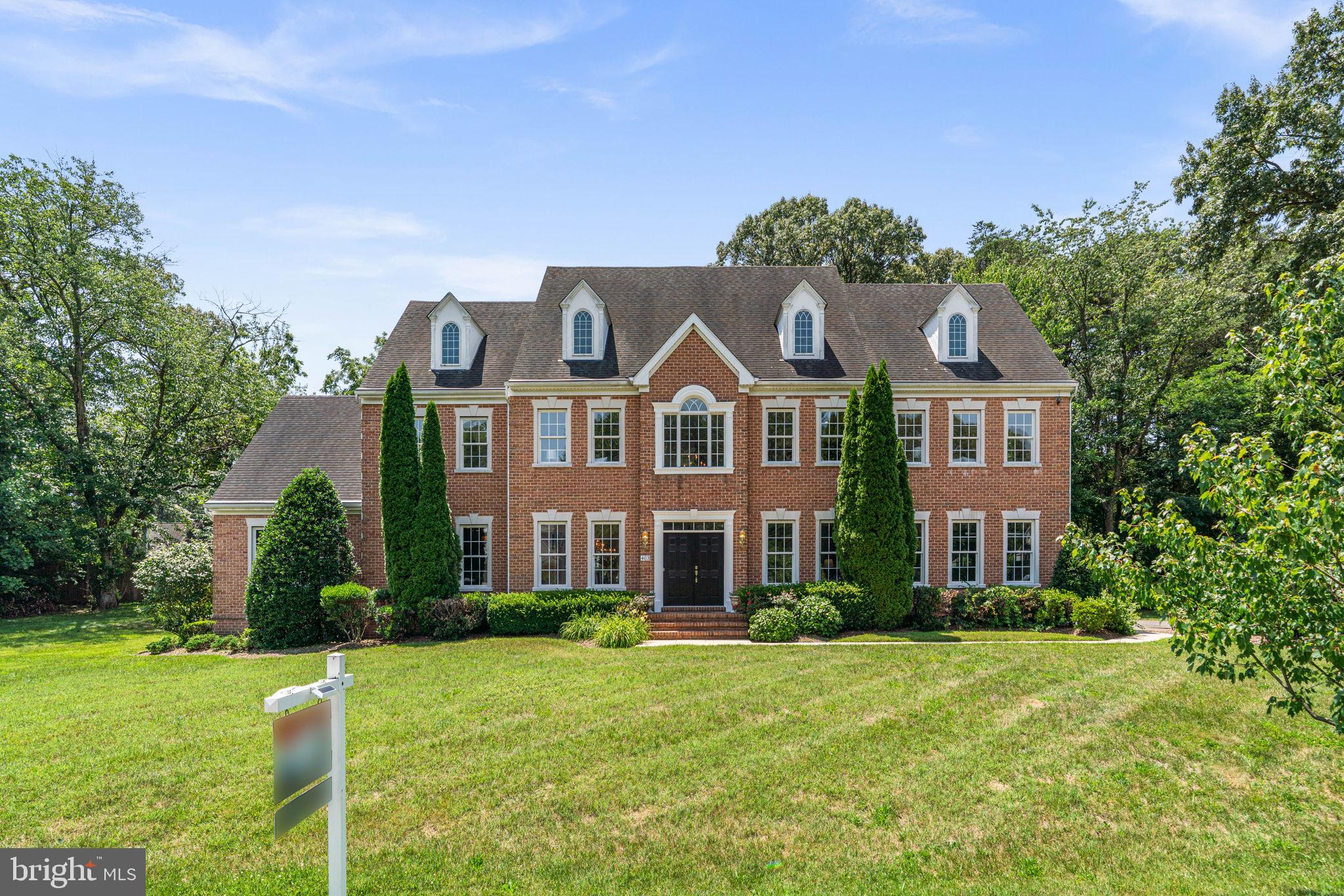 WOODLAND ESTATES - Residential