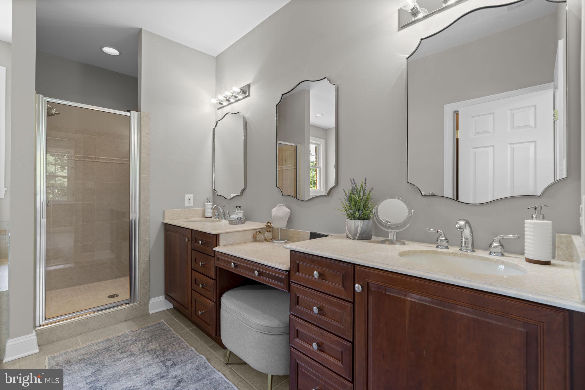 WOODLAND ESTATES - Residential