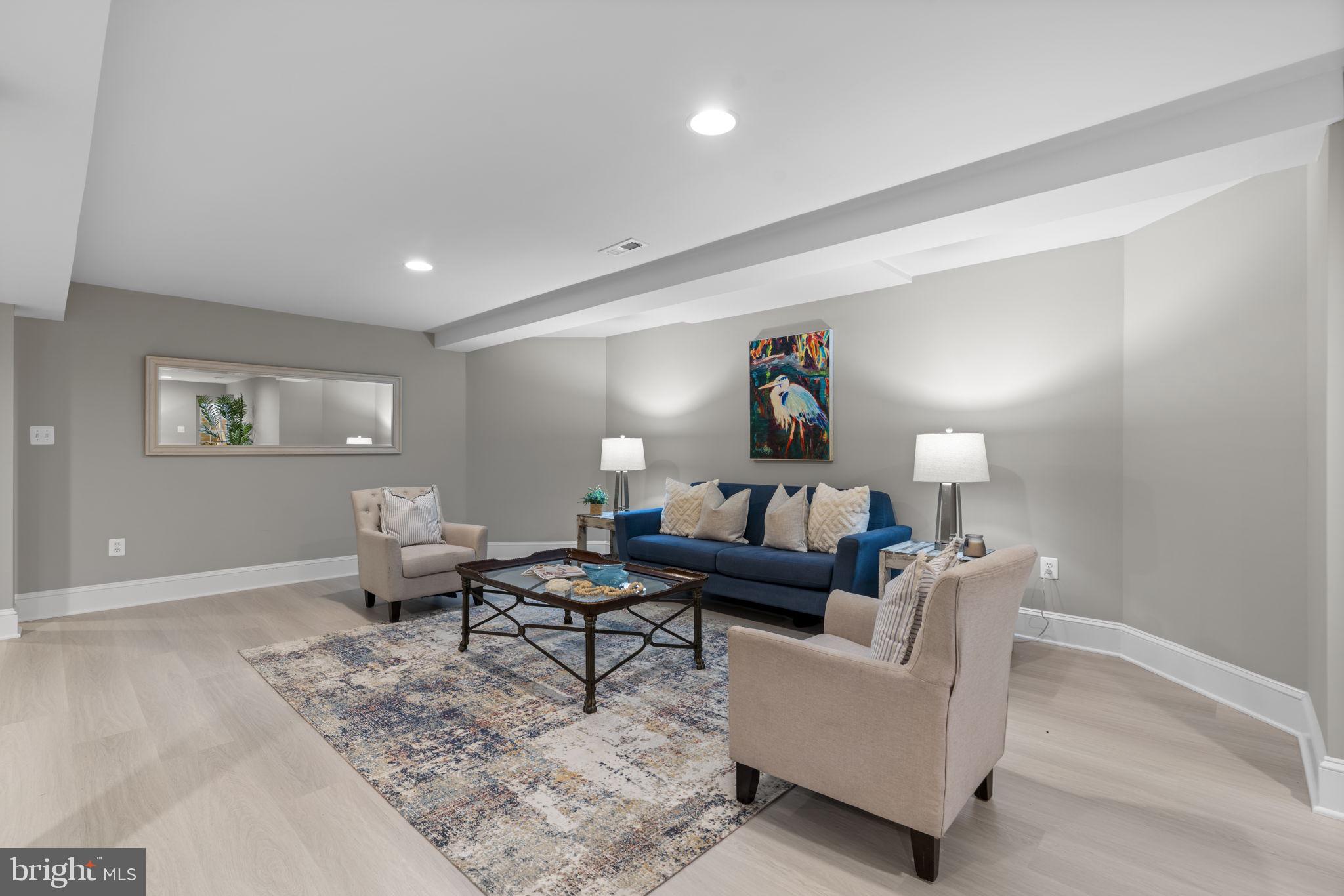 WOODLAND ESTATES - Residential