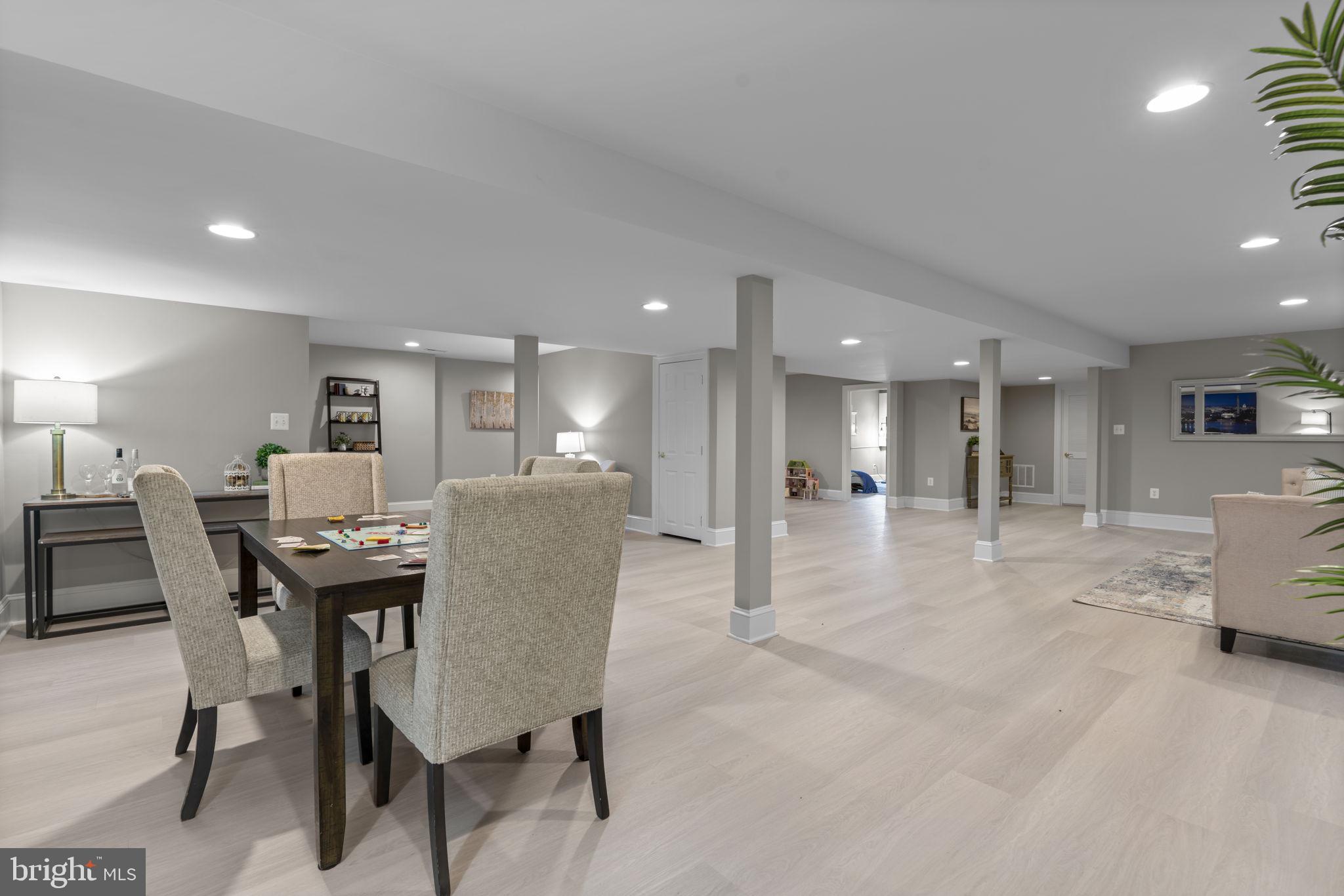 WOODLAND ESTATES - Residential