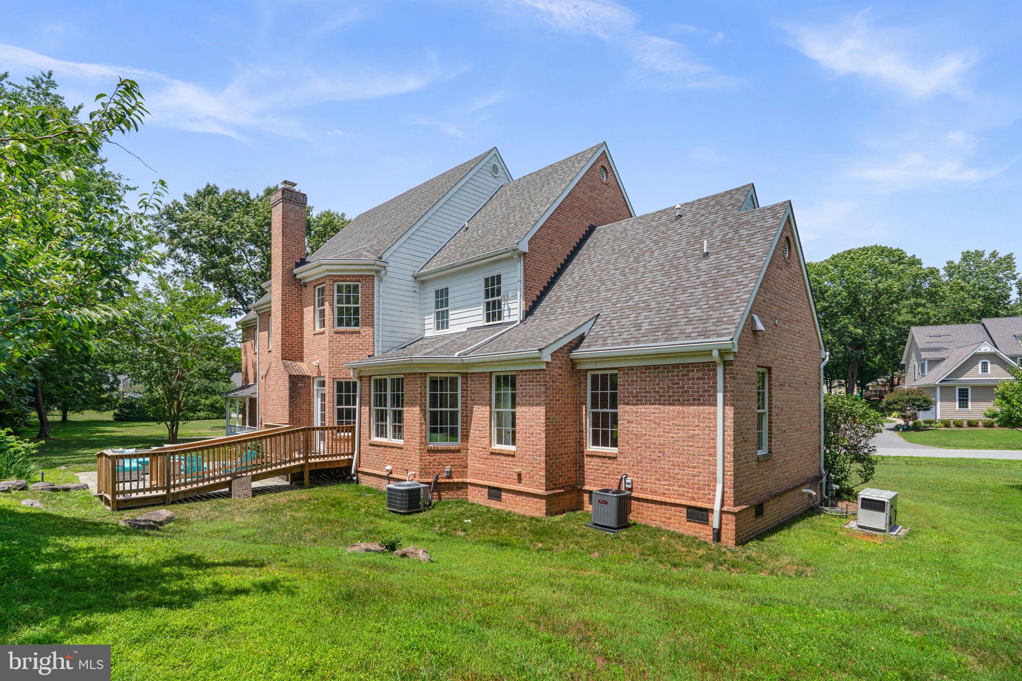 WOODLAND ESTATES - Residential