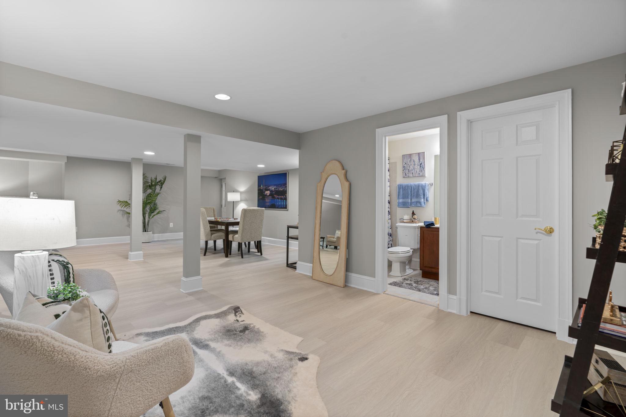 WOODLAND ESTATES - Residential