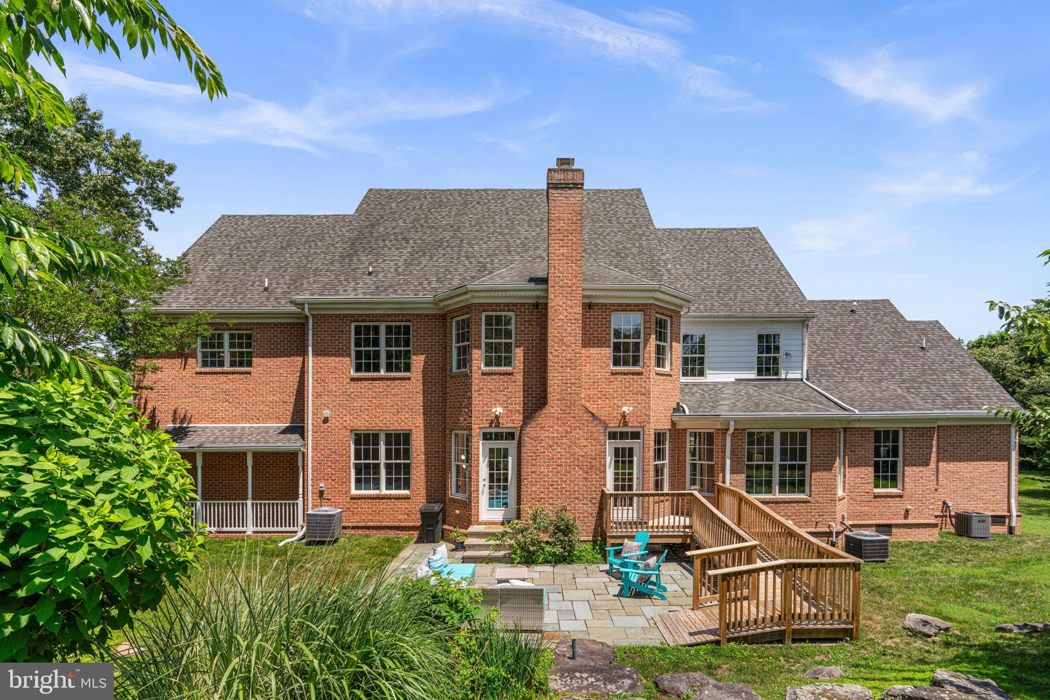 WOODLAND ESTATES - Residential