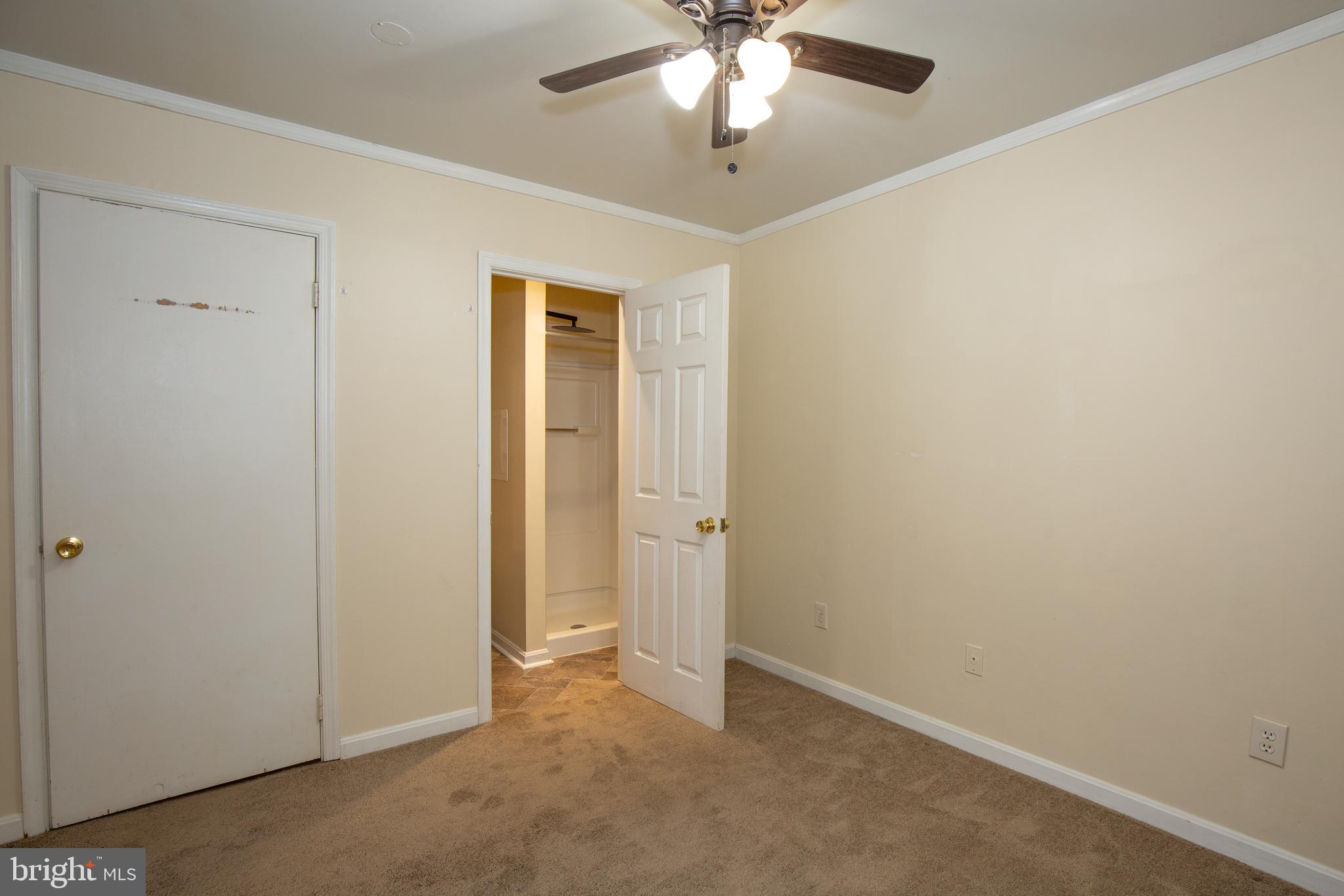 WILLOW BROOK - Residential Lease