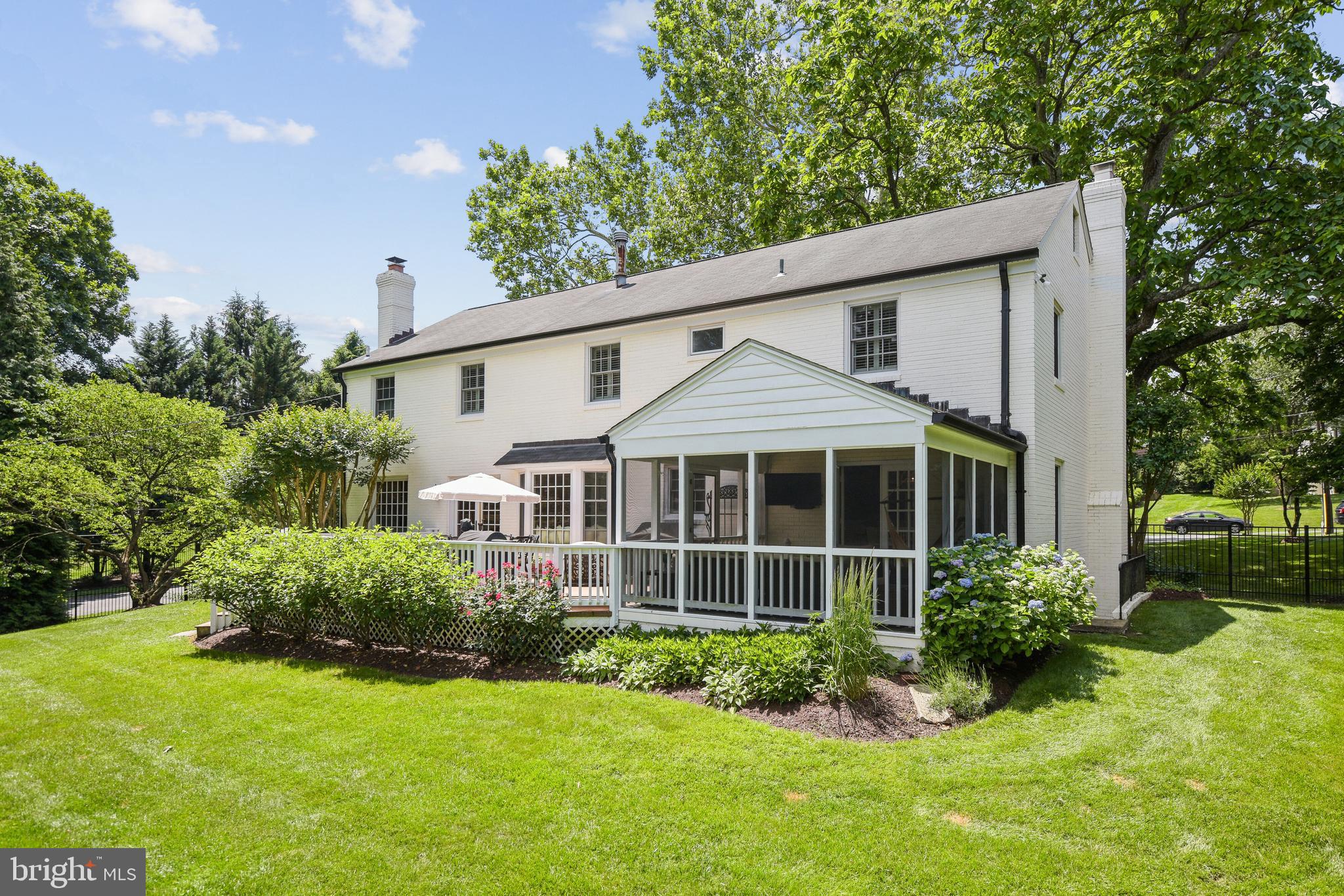 MCAULEY PARK - Residential