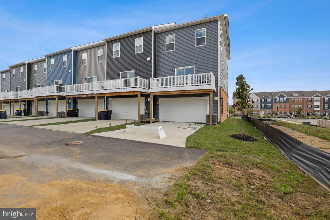 MAGNOLIA LANDING - Residential