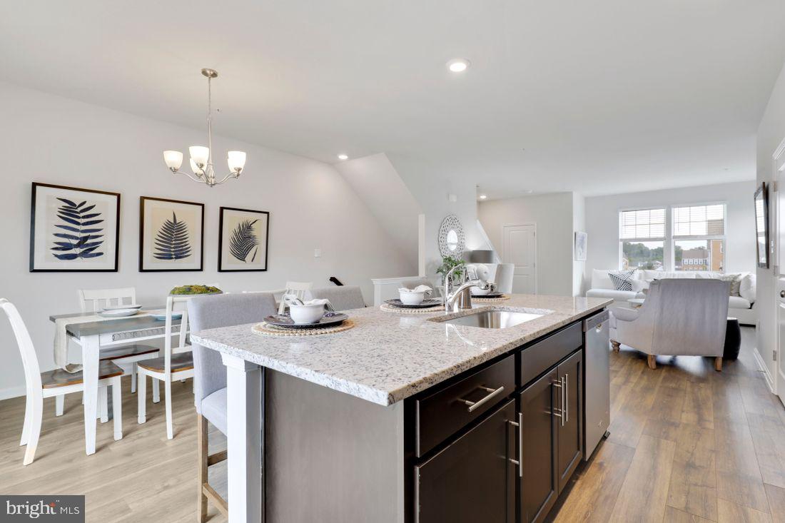 MAGNOLIA LANDING - Residential