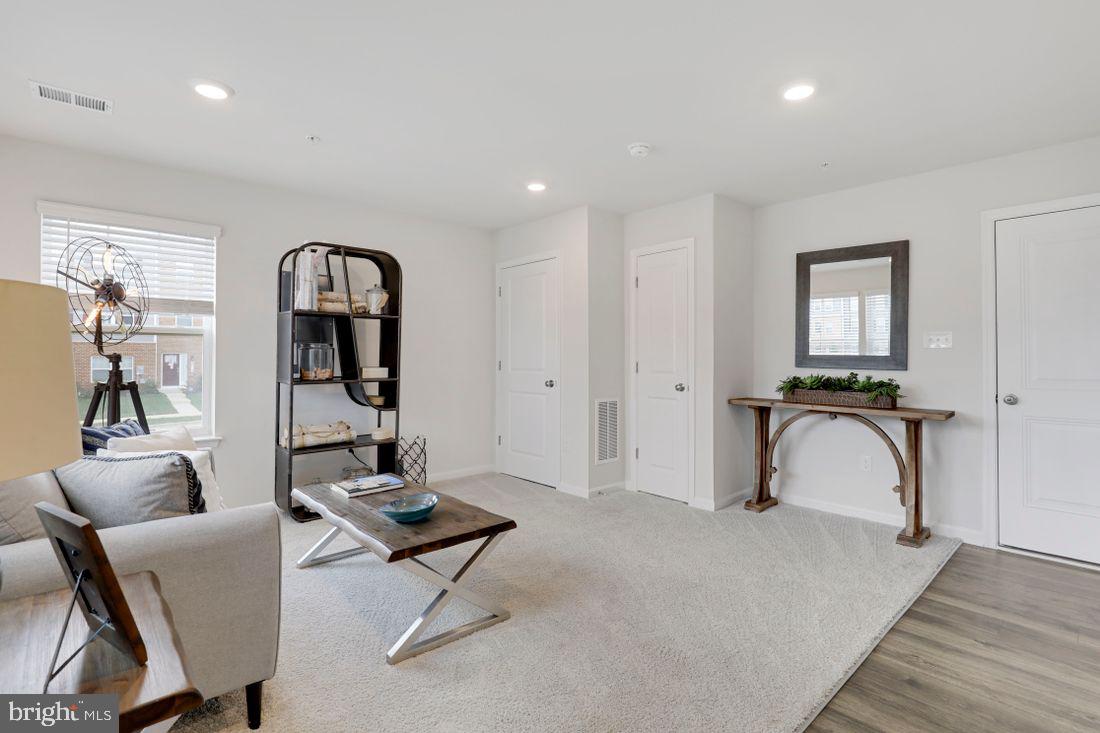 MAGNOLIA LANDING - Residential