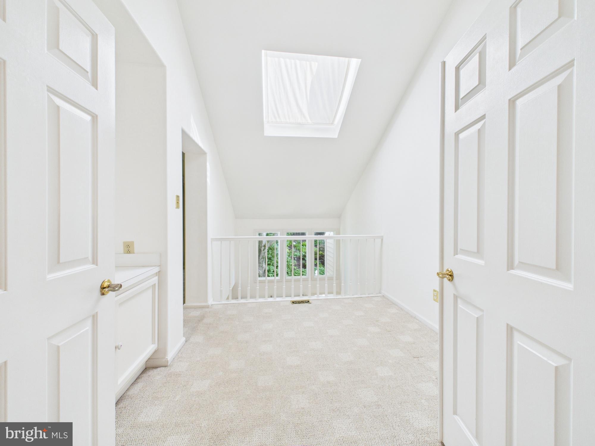 THE RIDGE - Residential