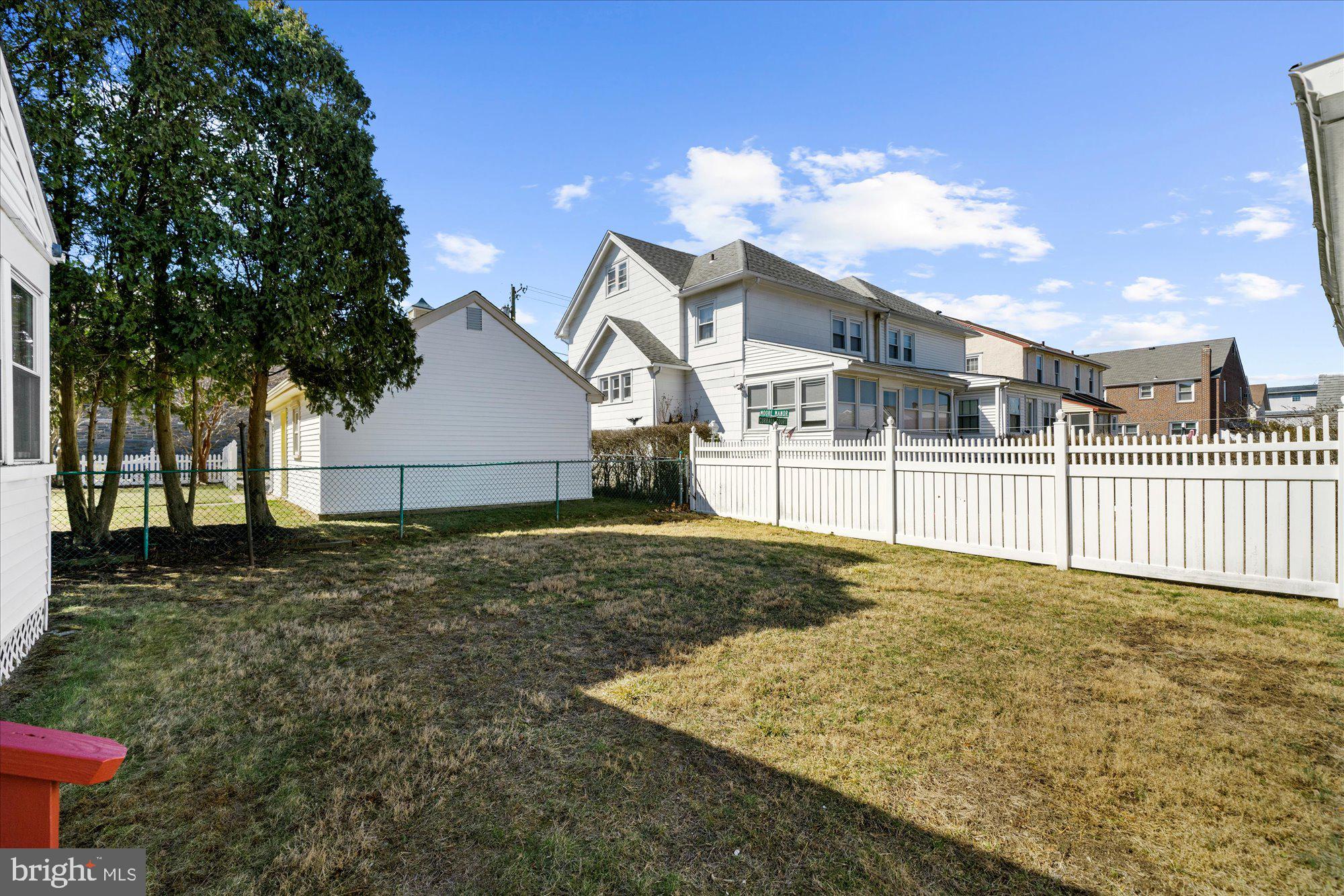 MANOA - Residential