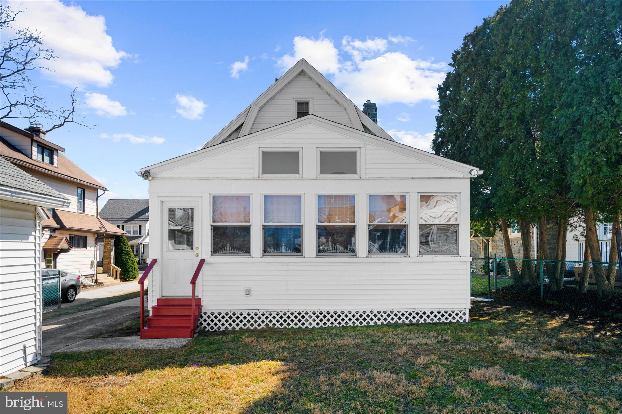 MANOA - Residential