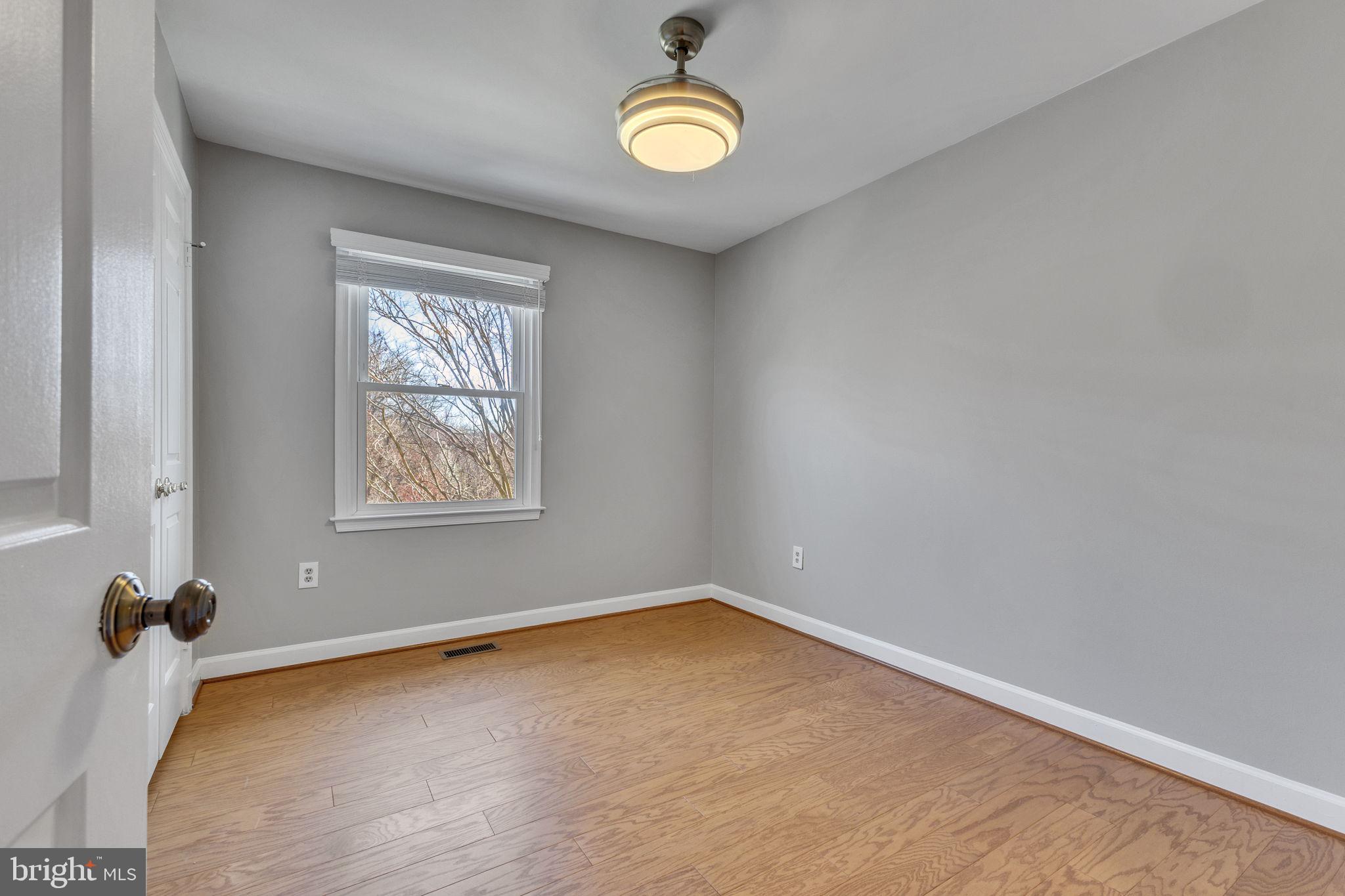 KINGSTOWNE - Residential Lease