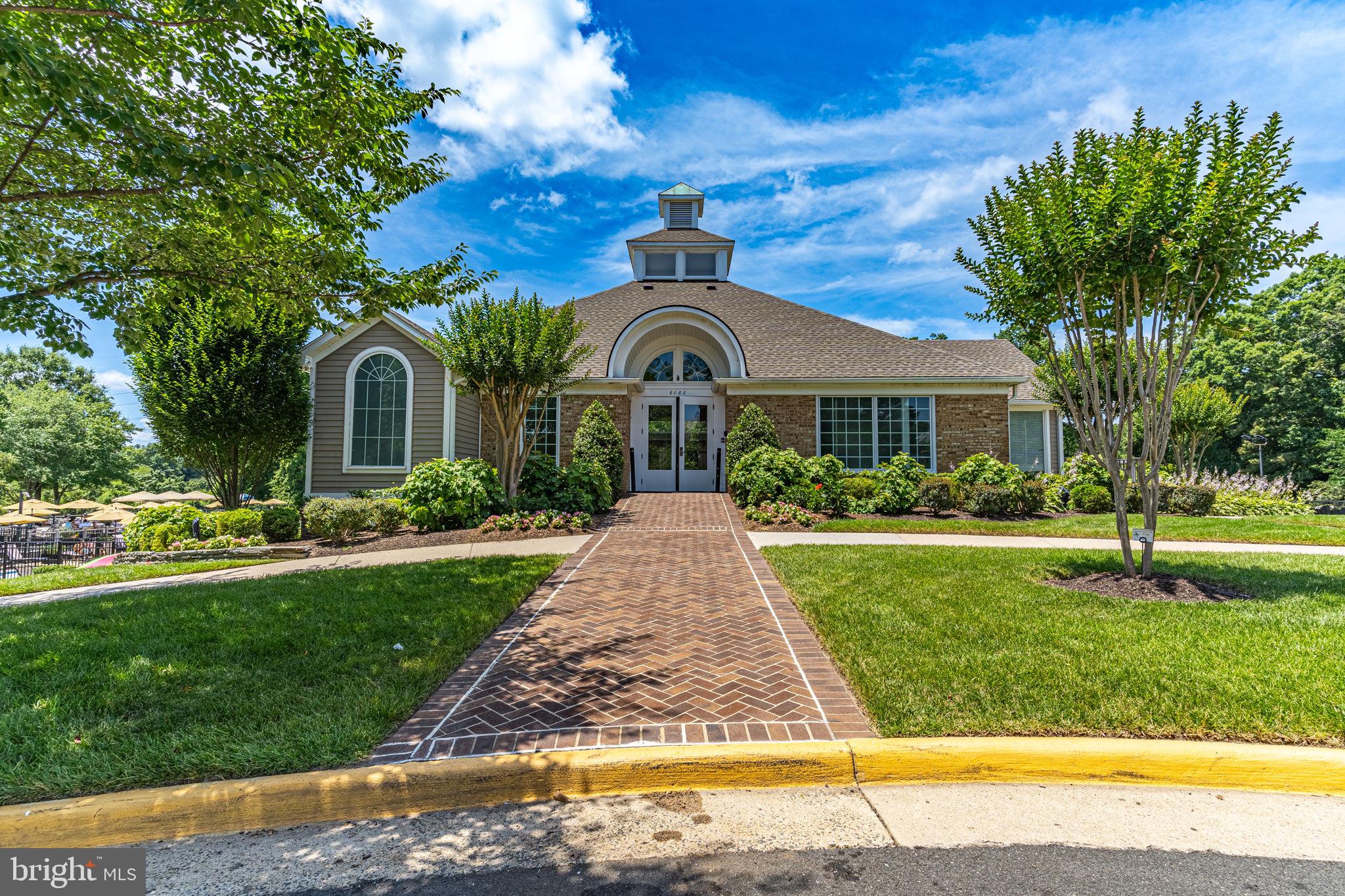 KINGSTOWNE - Residential Lease