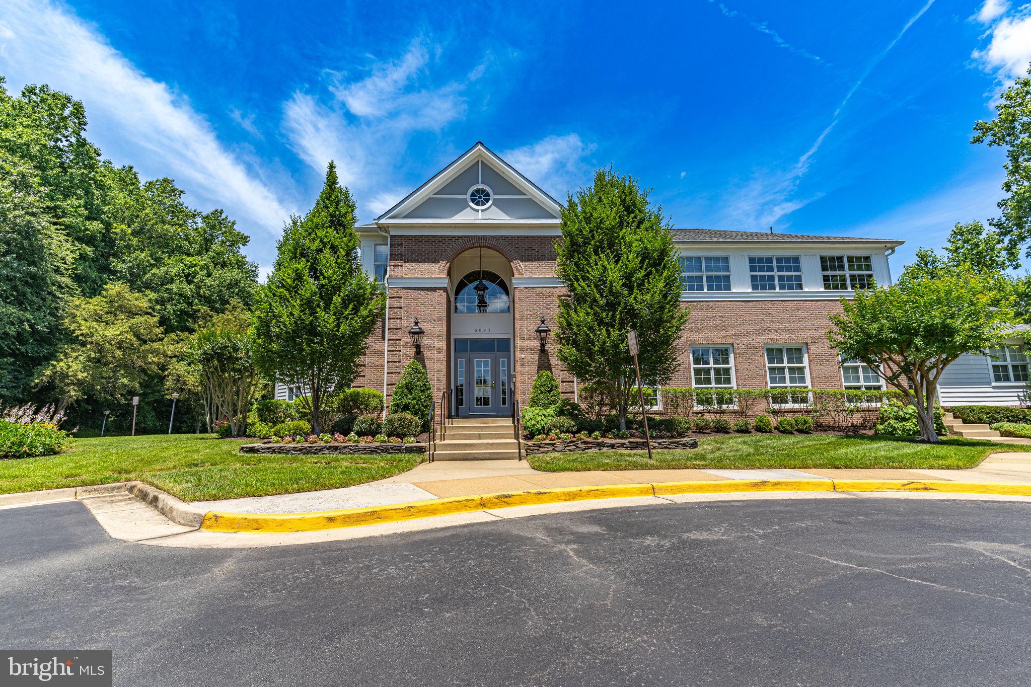 KINGSTOWNE - Residential Lease