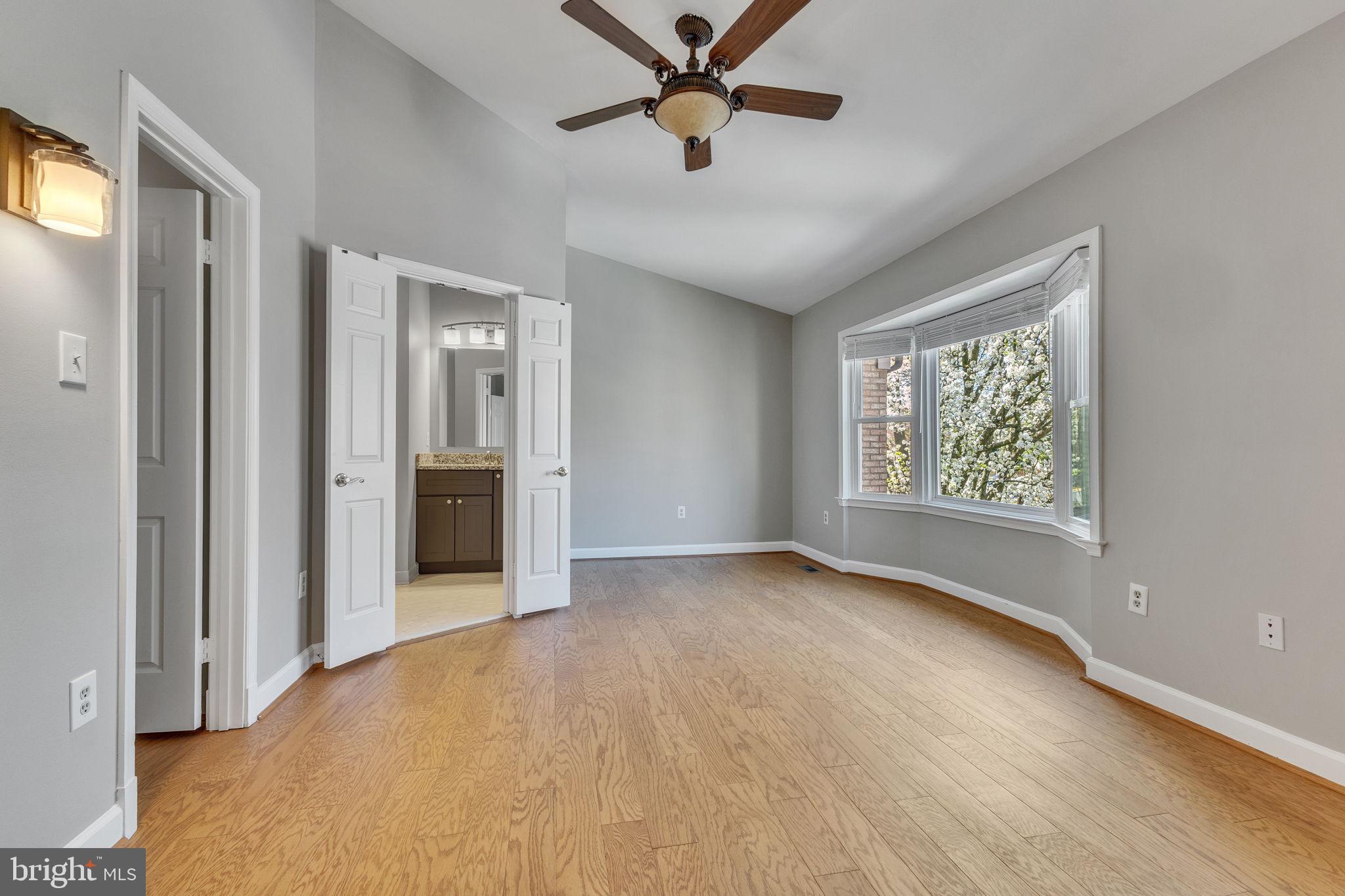 KINGSTOWNE - Residential Lease