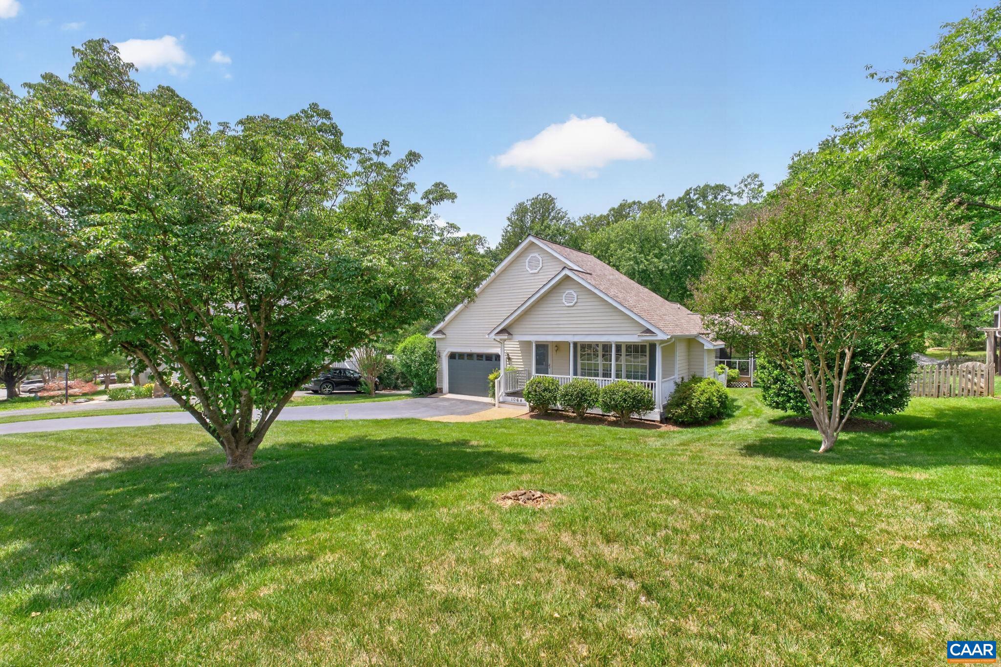 REDFIELDS - Residential