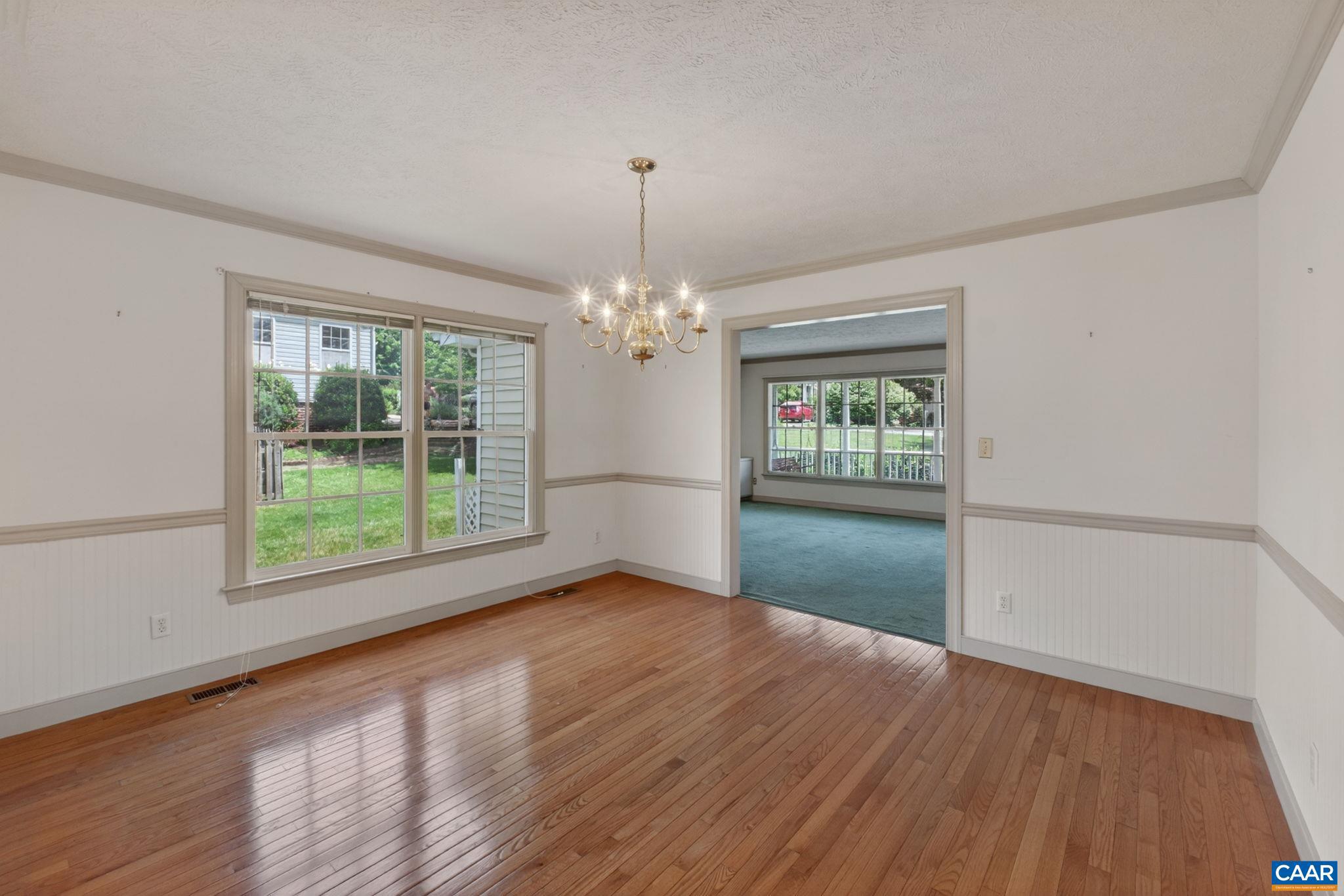 REDFIELDS - Residential
