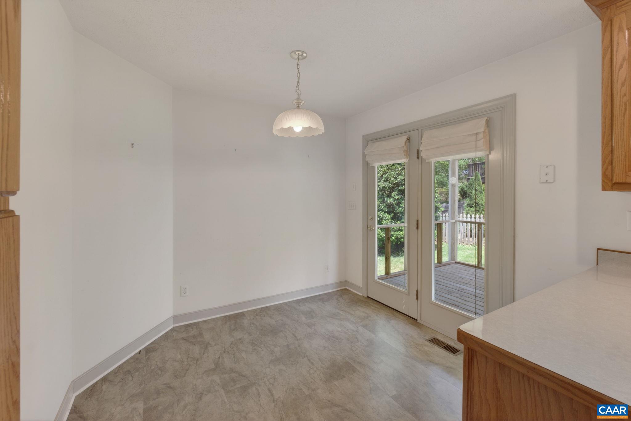 REDFIELDS - Residential