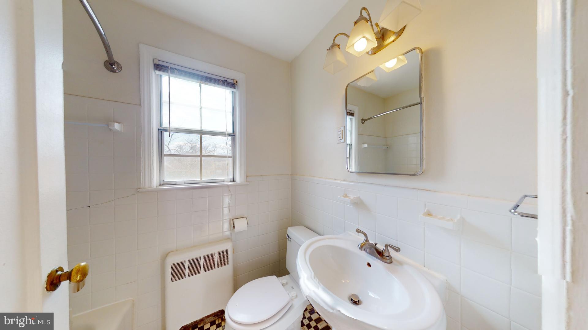 BELLE VIEW CONDOMINIUMS - Residential Lease