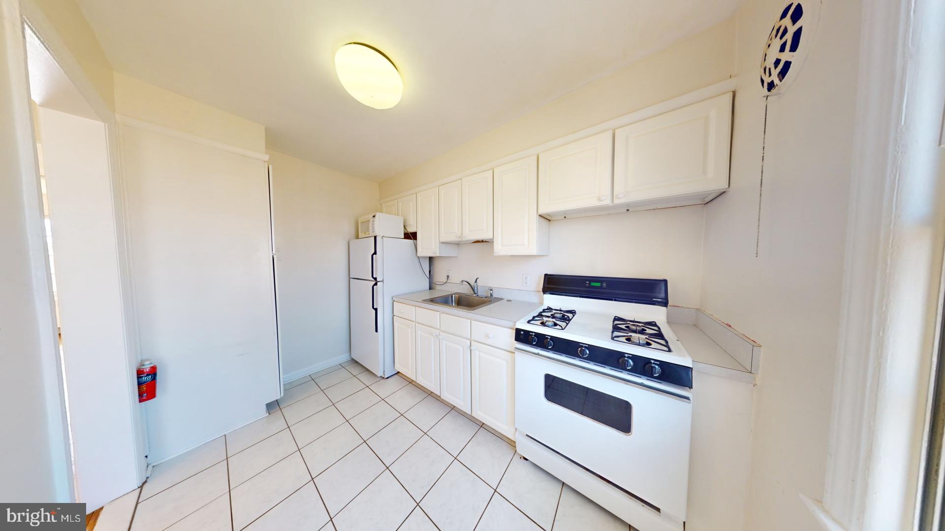 BELLE VIEW CONDOMINIUMS - Residential Lease
