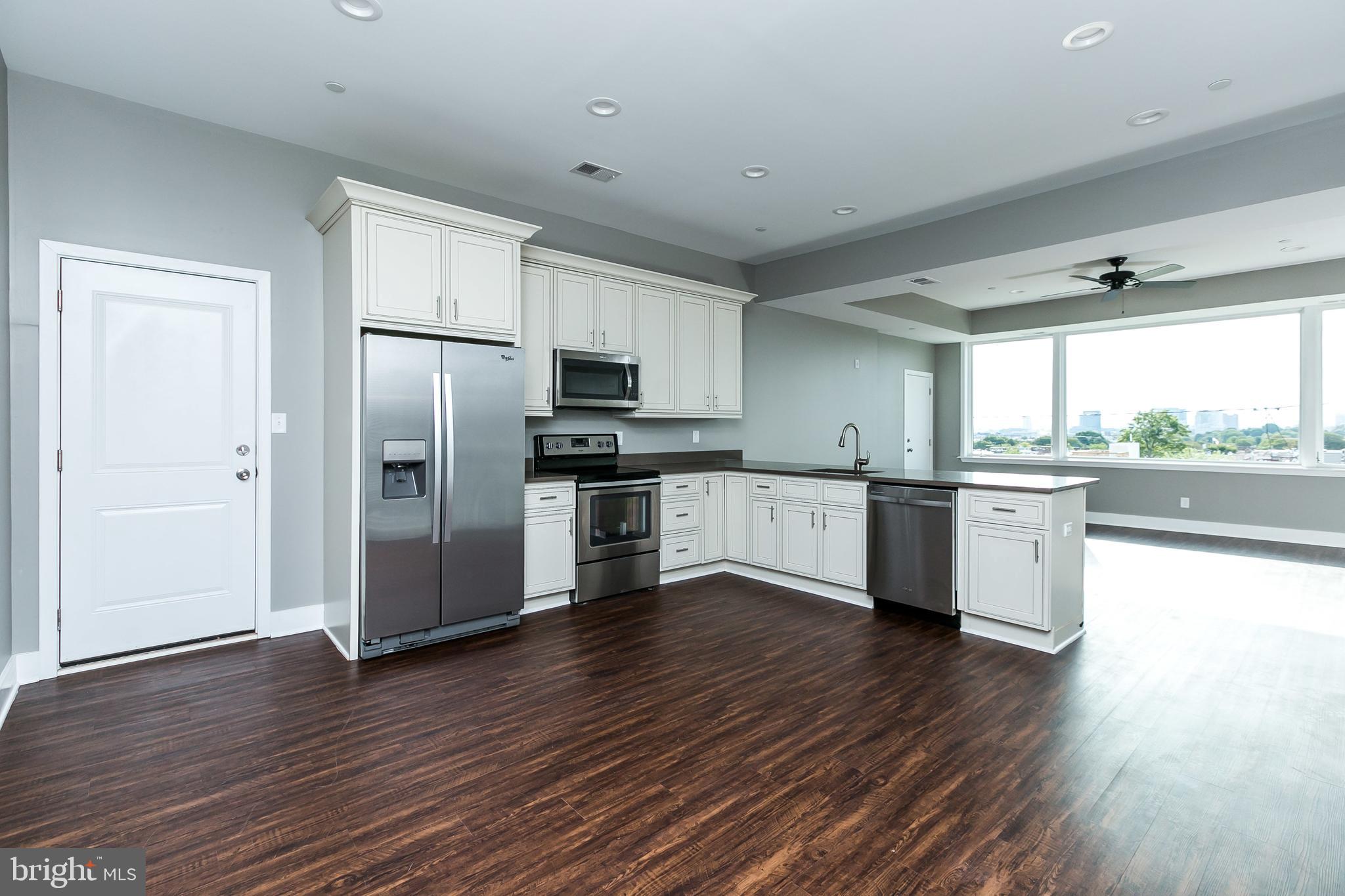 HIGHLANDTOWN - Residential Lease
