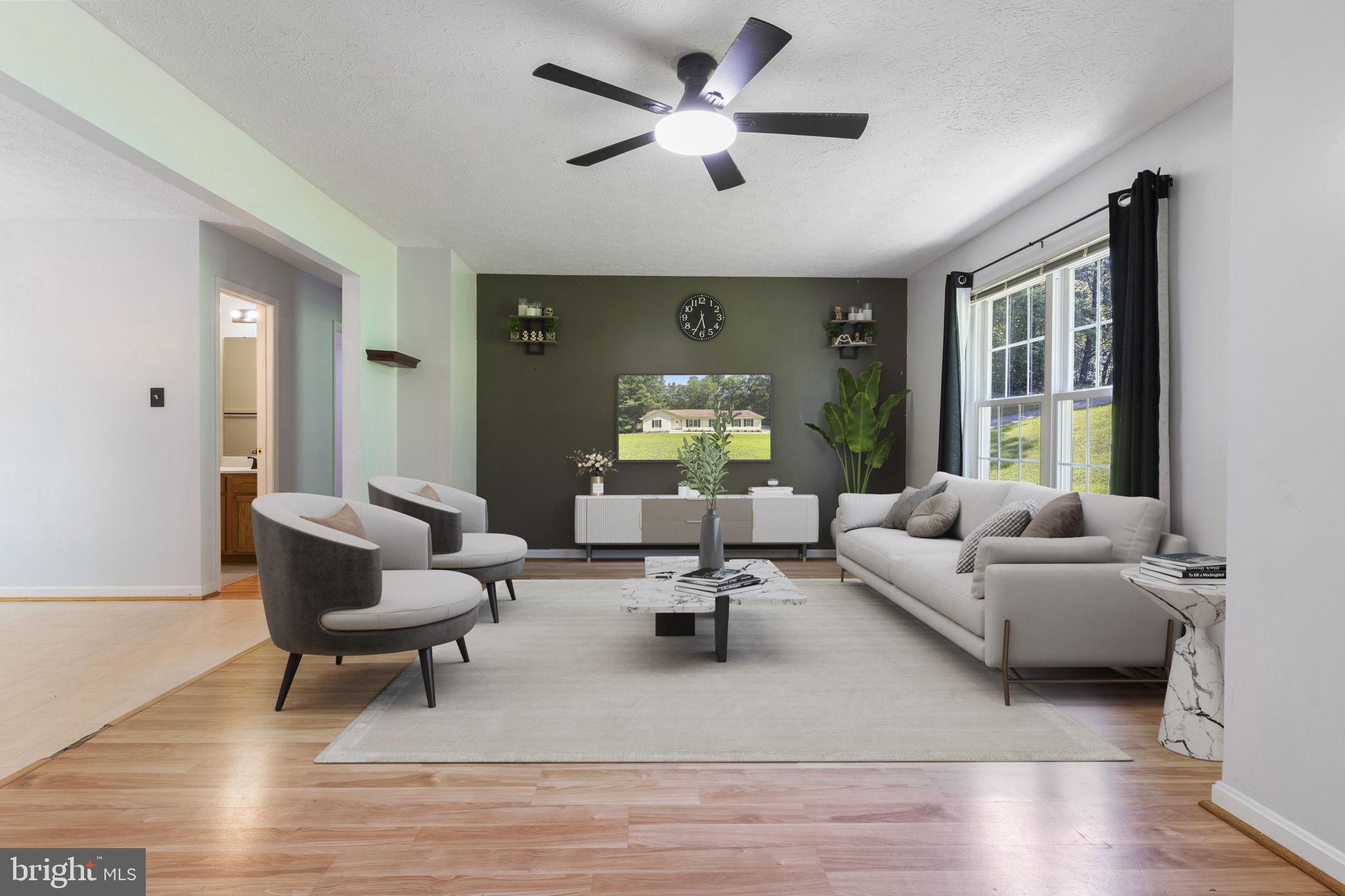 BEVERLY ESTATES - Residential