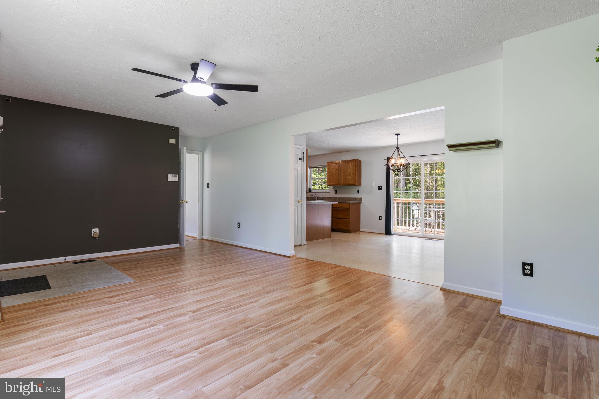 BEVERLY ESTATES - Residential