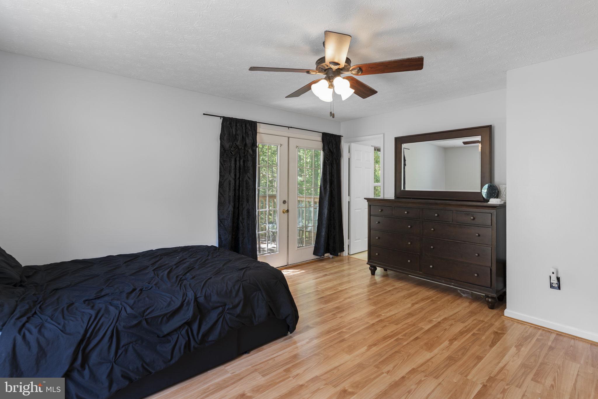 BEVERLY ESTATES - Residential