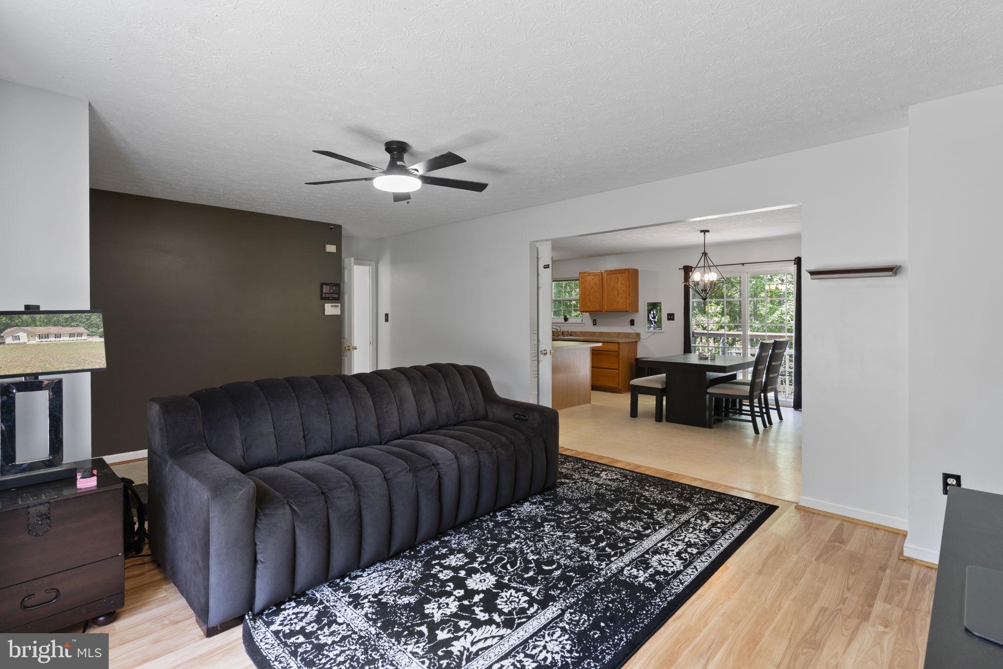 BEVERLY ESTATES - Residential