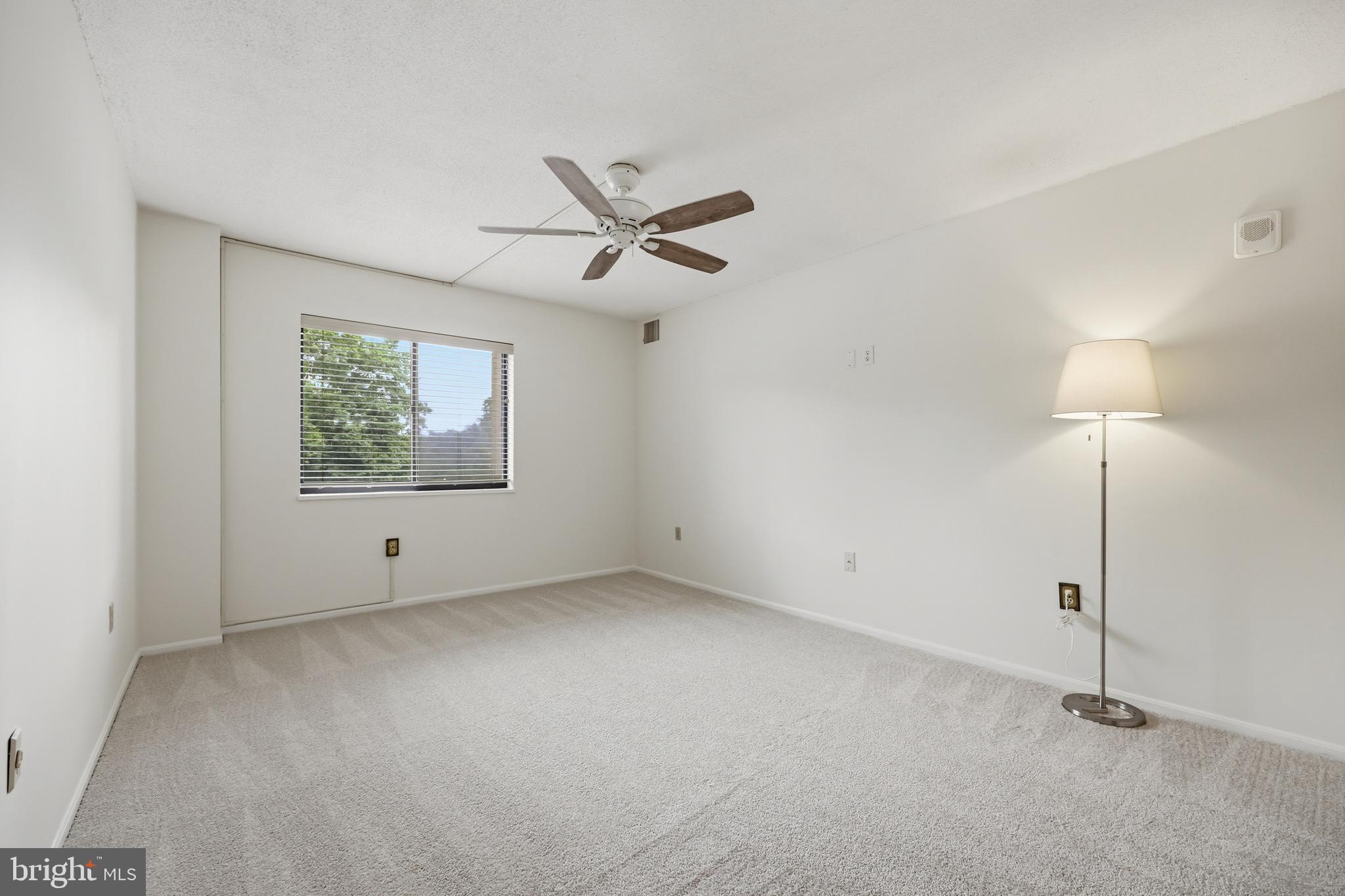 GREENS AT LEISURE WORLD - Residential