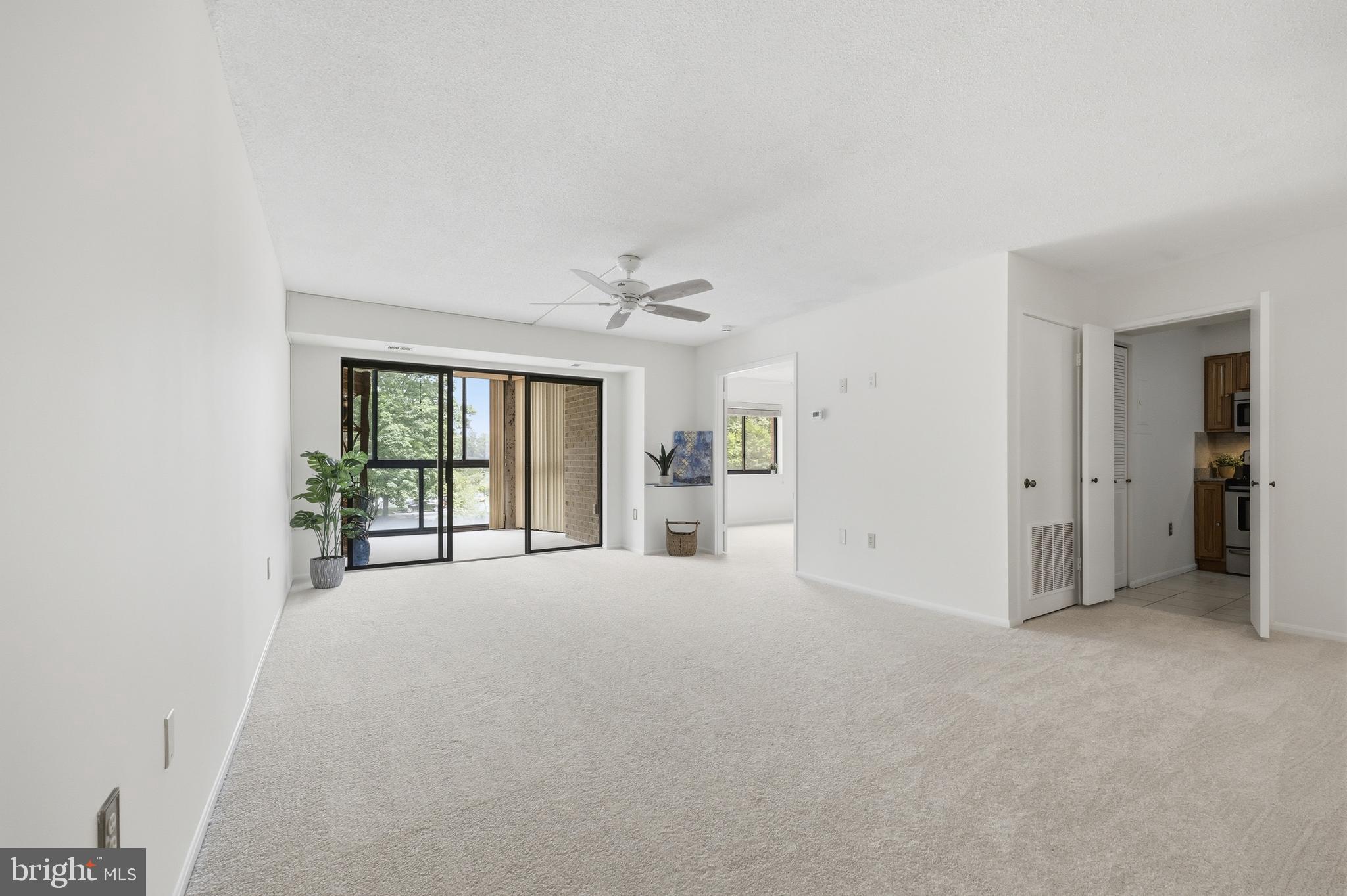 GREENS AT LEISURE WORLD - Residential