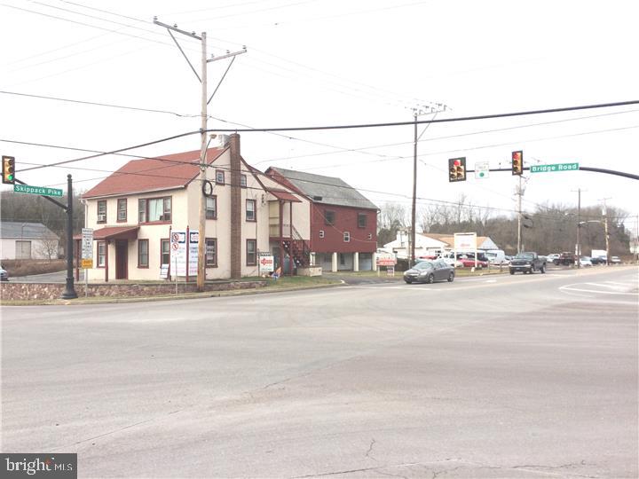 SKIPPACK - Commercial Sale