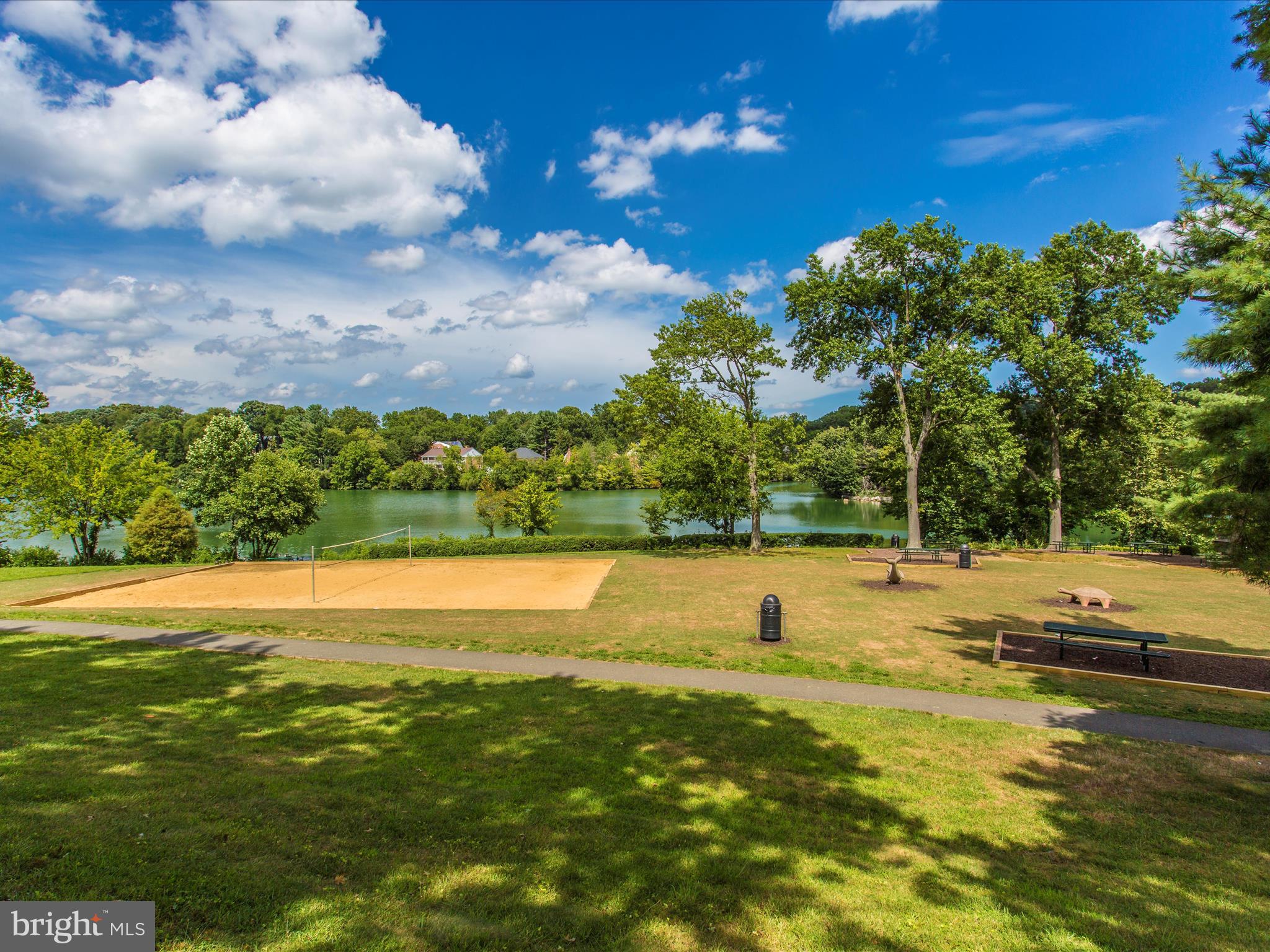 THOMAS CHOICE WEST - Residential