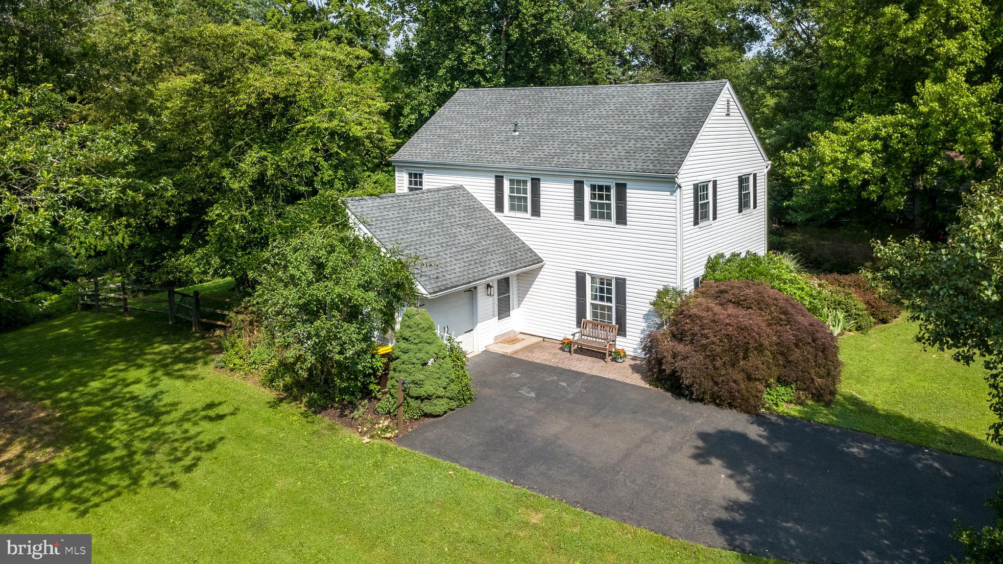 LEXINGTON LEAS - Residential