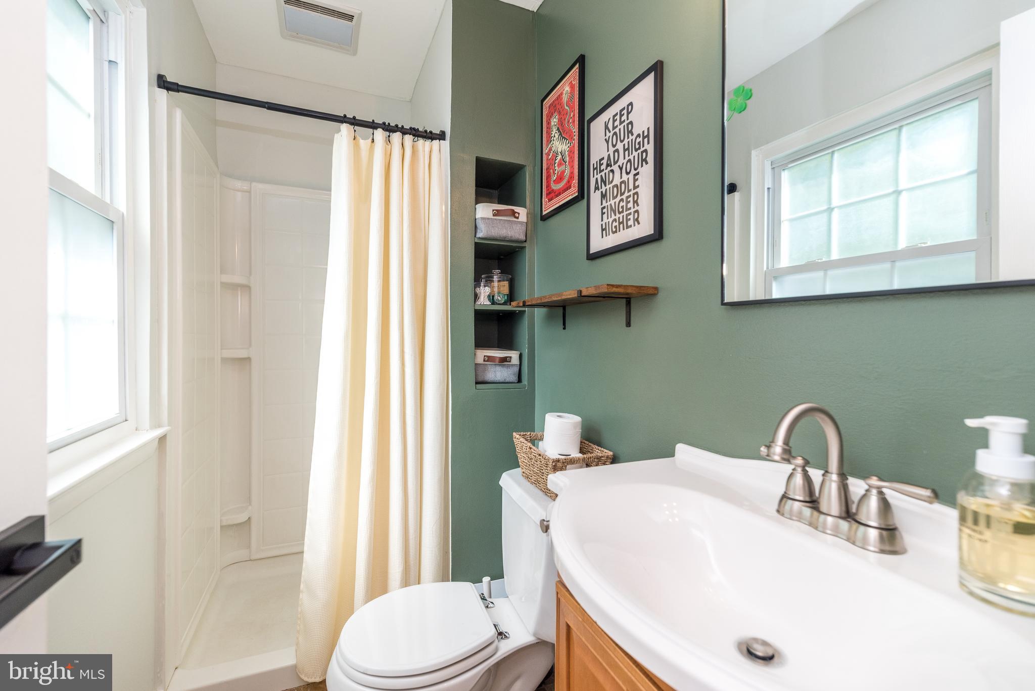 LEXINGTON LEAS - Residential