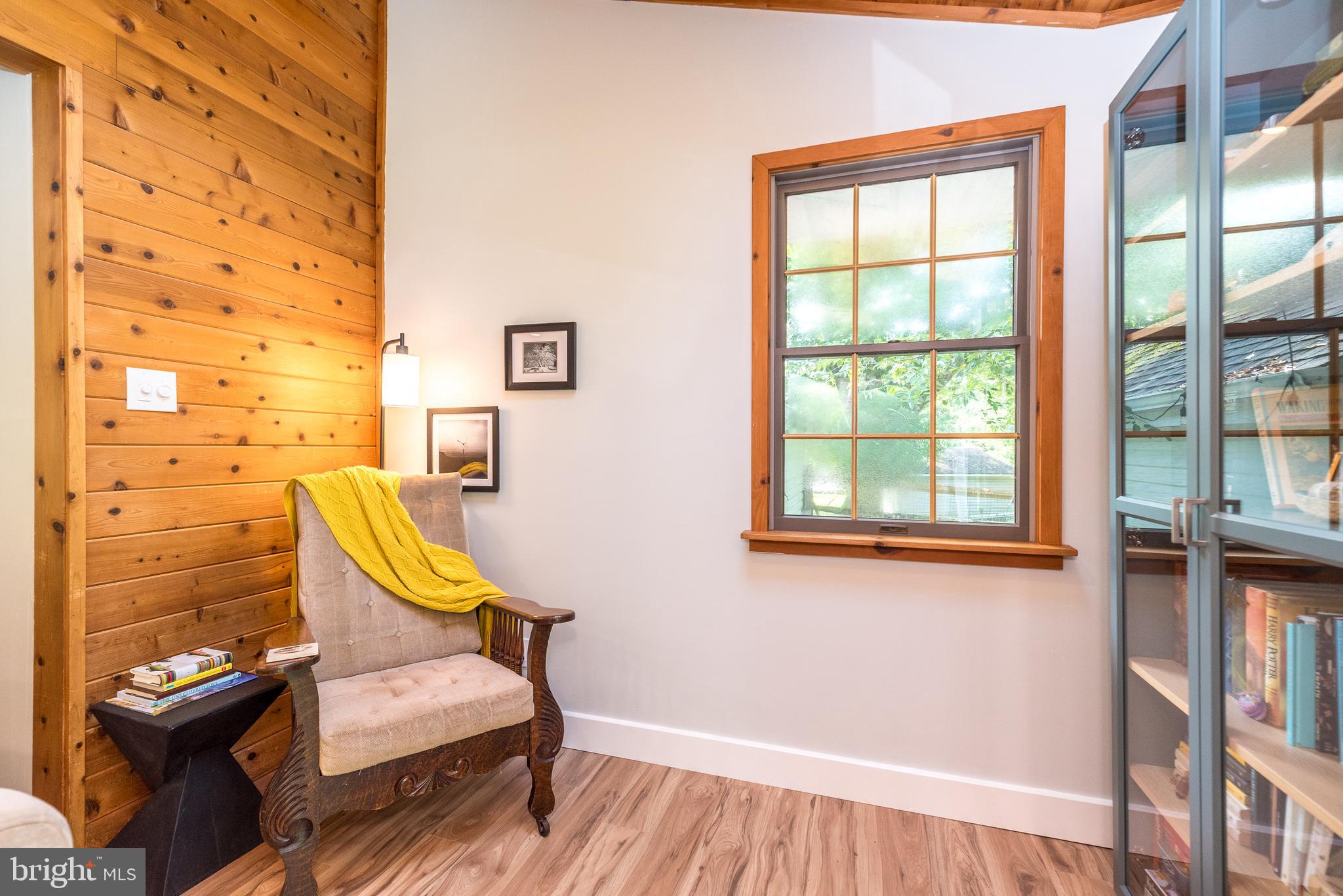 LEXINGTON LEAS - Residential