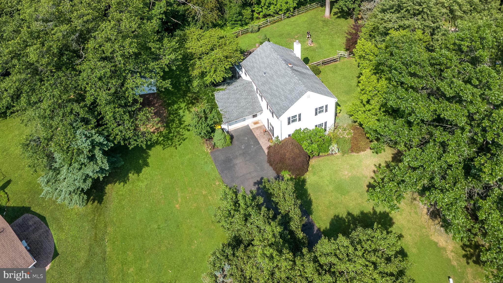 LEXINGTON LEAS - Residential
