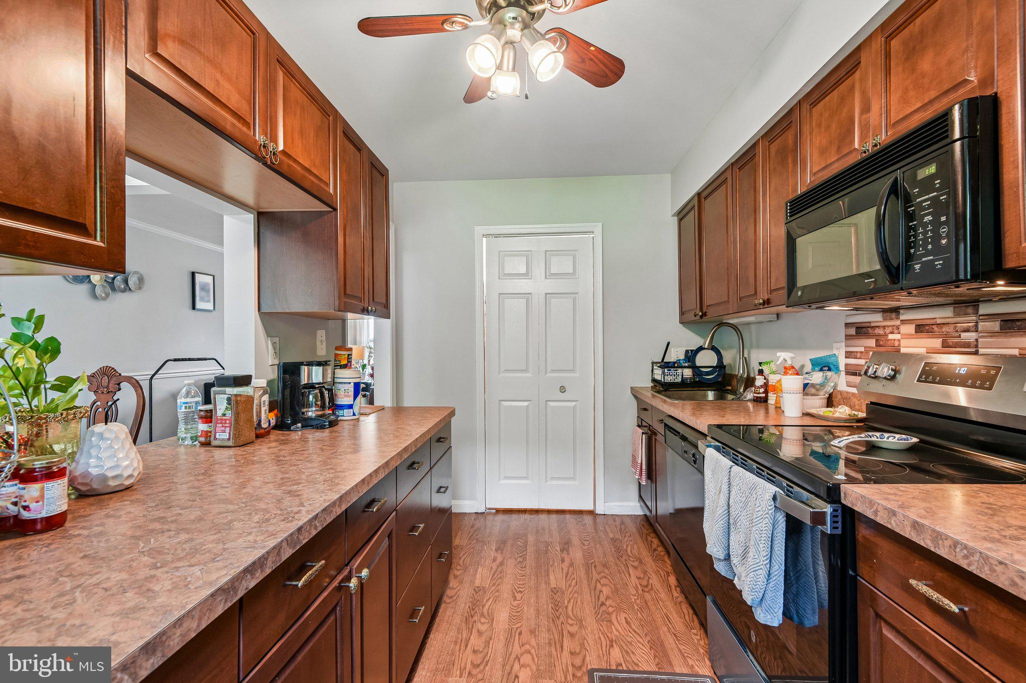 FRIENDLY ACRES - Residential