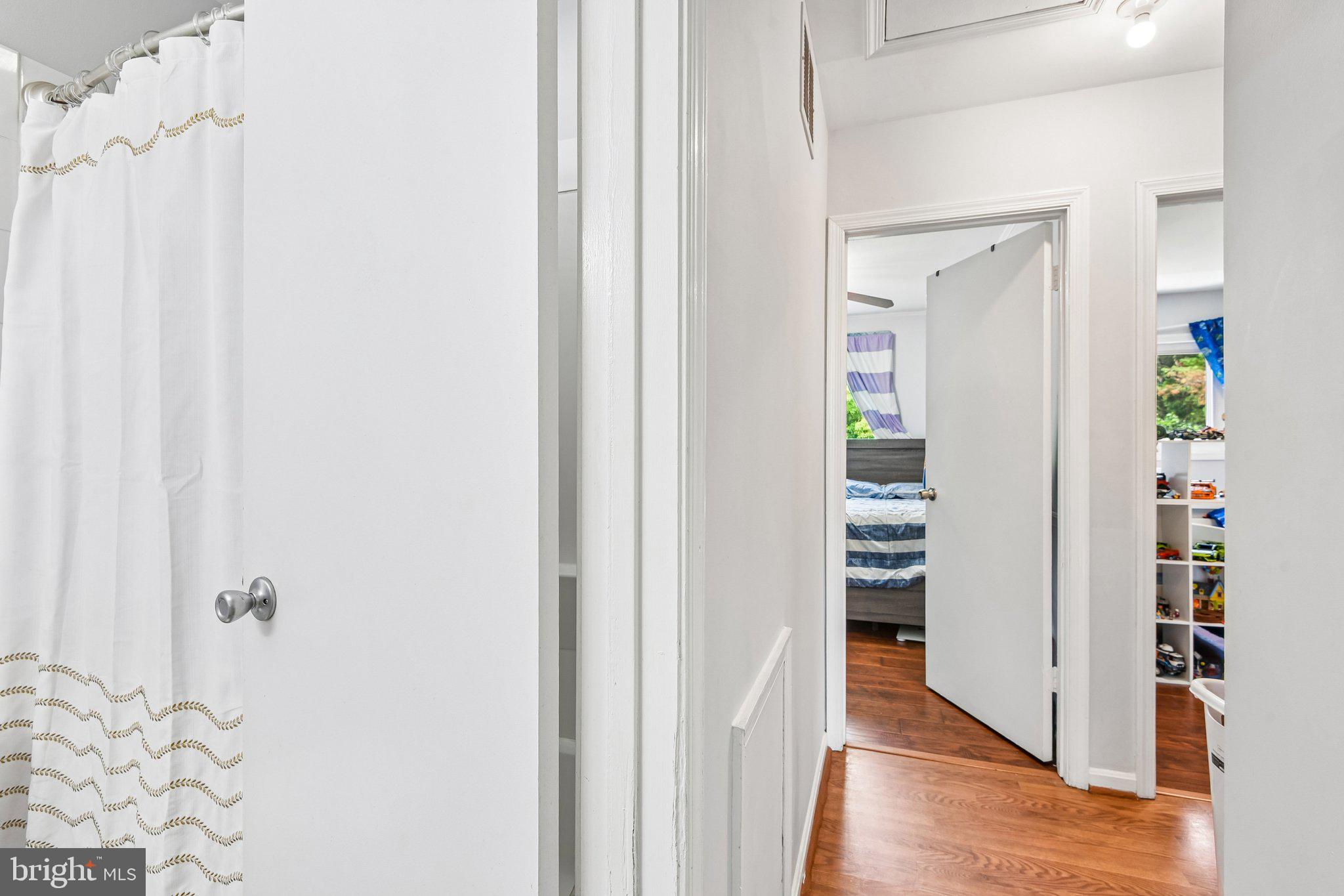 FRIENDLY ACRES - Residential