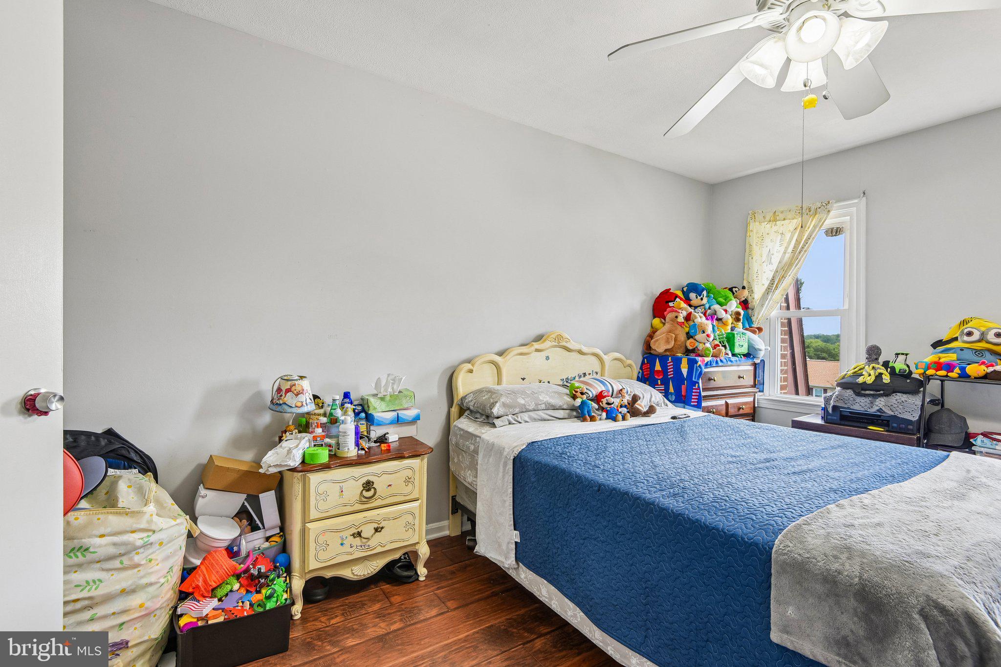 FRIENDLY ACRES - Residential